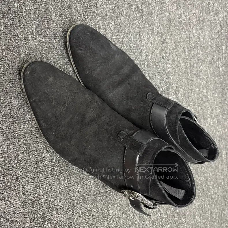 Saint Laurent Paris Carved Suede Boots