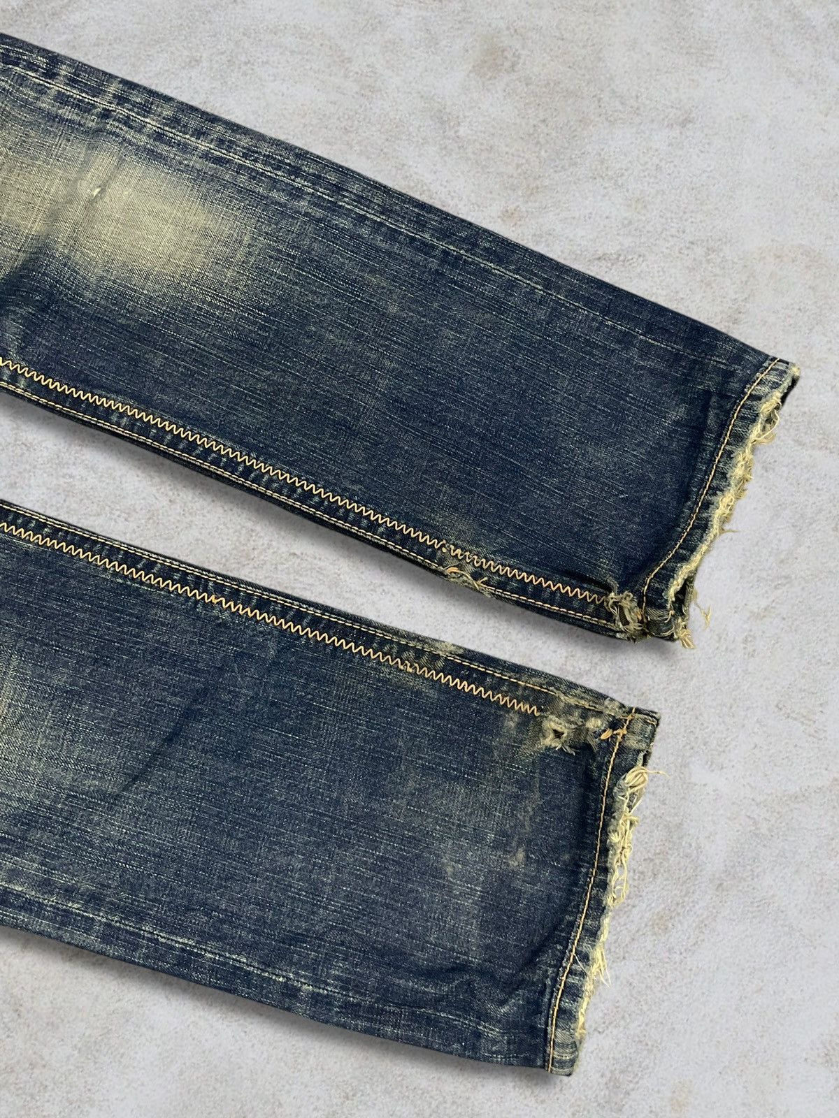 GOSTAR DE FUGA Keiji Itakura Japan Denim Mud Wash Button-Fly Frayed Jeans Size US 31 - 11 Thumbnail