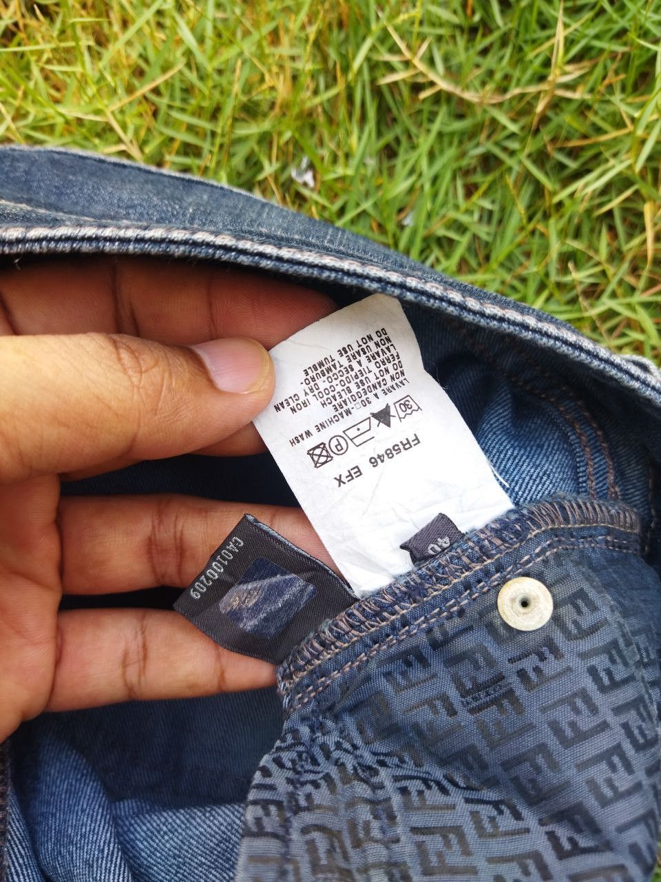 Fendi Fendi Cropped Blue Jeans Size 27" / US 4 / IT 40 - 10 Thumbnail