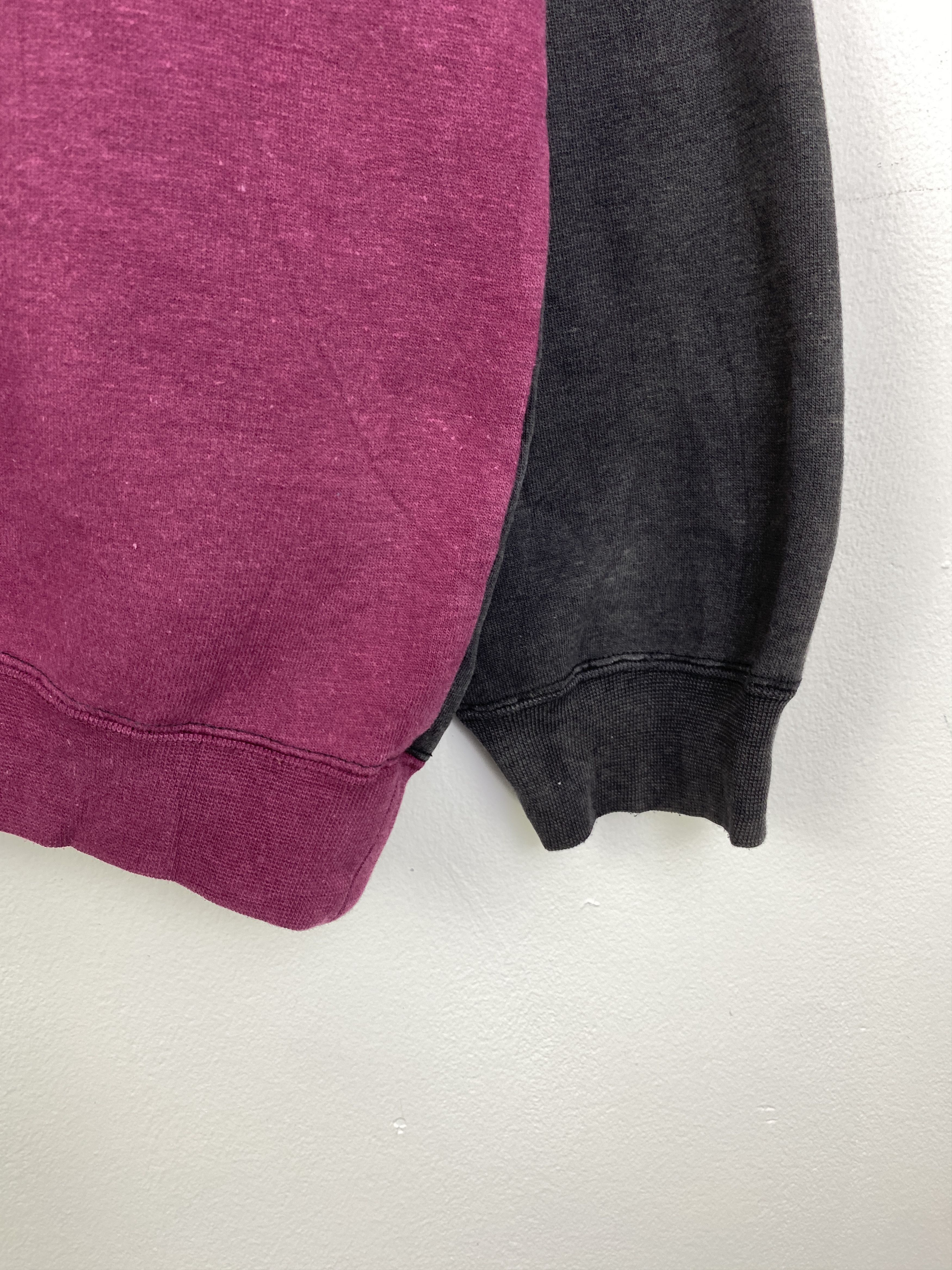 Vintage Vintage Hilton Wording Pullover Sweatshirt SH0251 Size US XXL / EU 58 / 5 - 7 Thumbnail