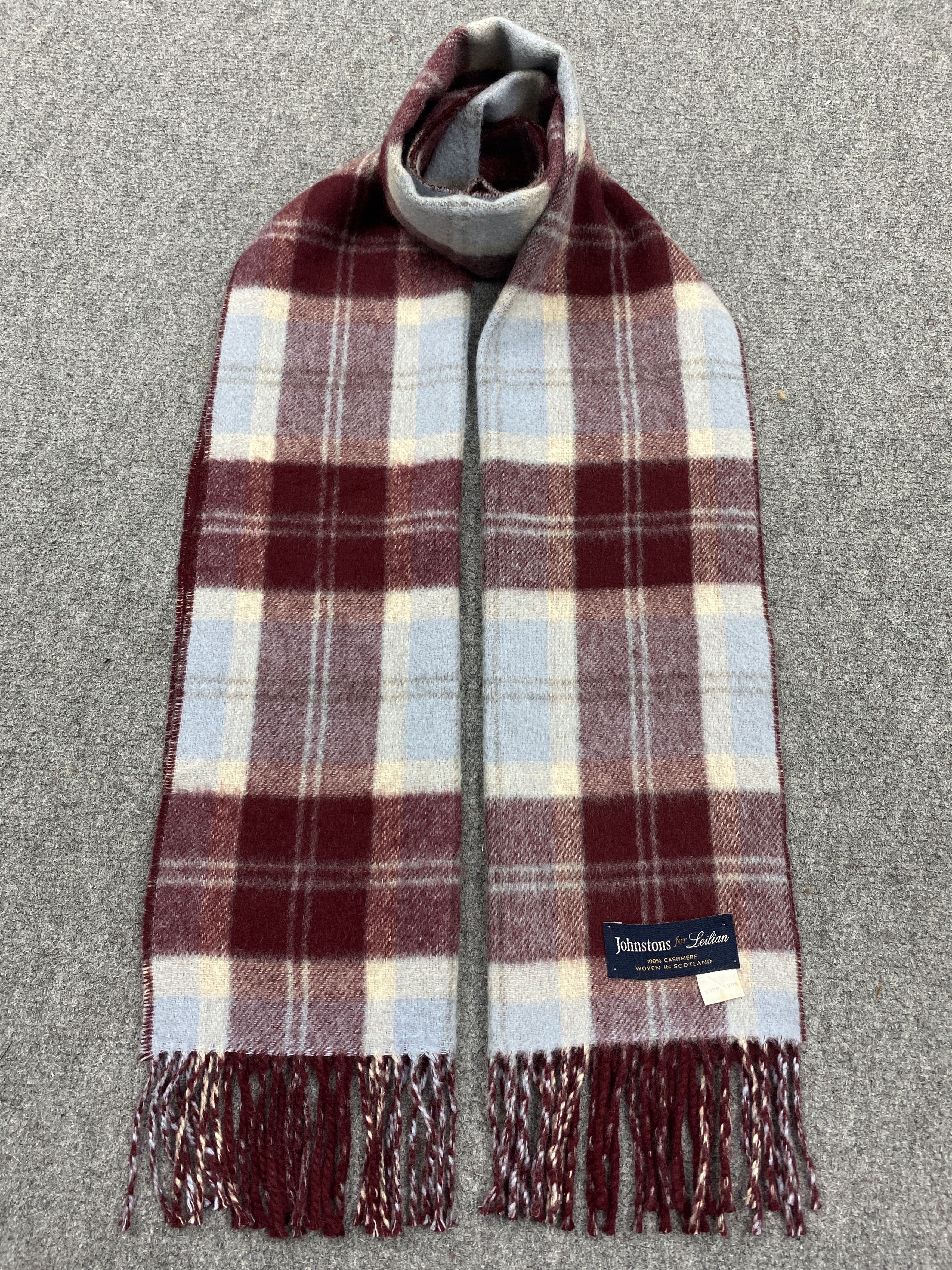 Johnstons Of Elgin Johnstons Of Elgin Cashmere Scarf Muffler Cashmere - SC0151 Size ONE SIZE - 2 Thumbnail