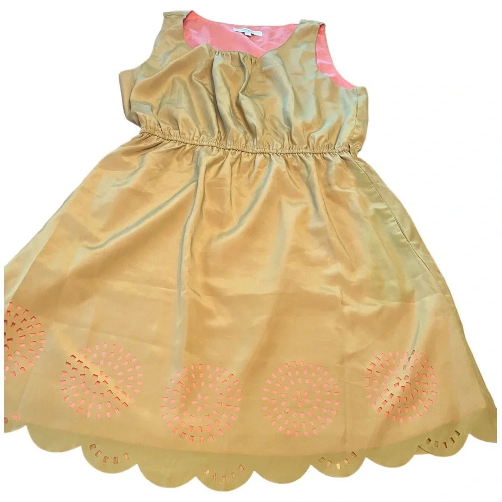 The Unbranded Brand Umgee dress, size Large. Sleeveless w/cutout design on hem. Size L / US 10 / IT 46 - 1 Thumbnail