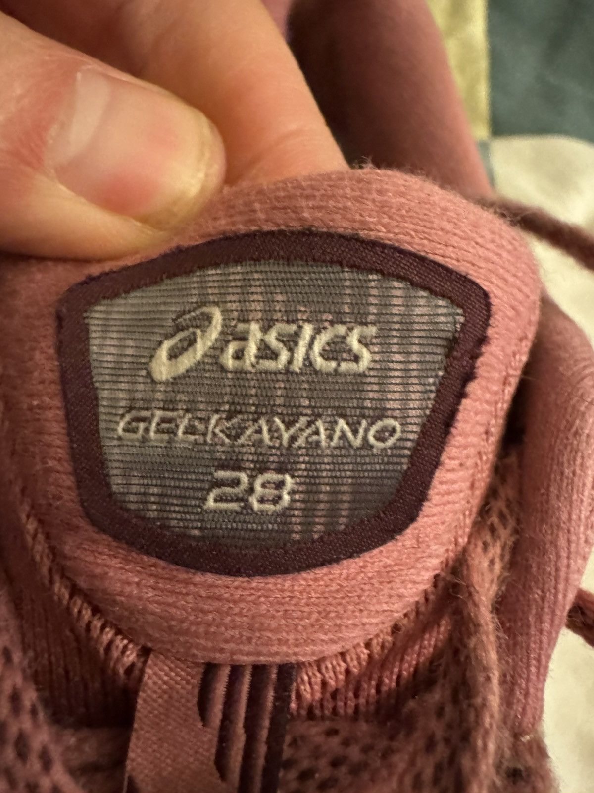 Asics Asics Gel Kayano 28 (Pink) Size US 9.5 / IT 39.5 - 8 Thumbnail