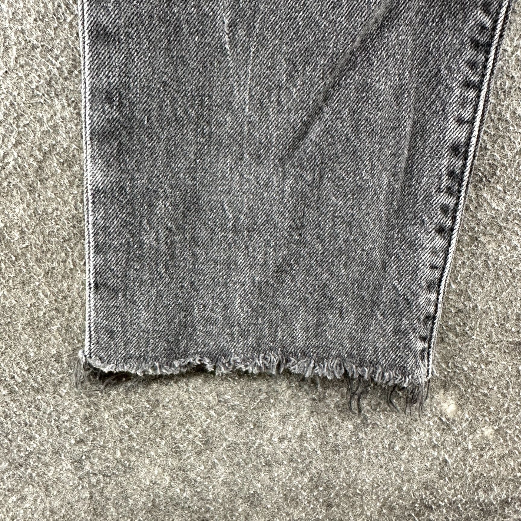 Levi's VINTAGE Levi's 501 Jeans Womens 26x25 Black Straight Regular Dark Wash Button Fly Cotton Jeans Women Size 26" / US 2 / IT 38 - 5 Thumbnail