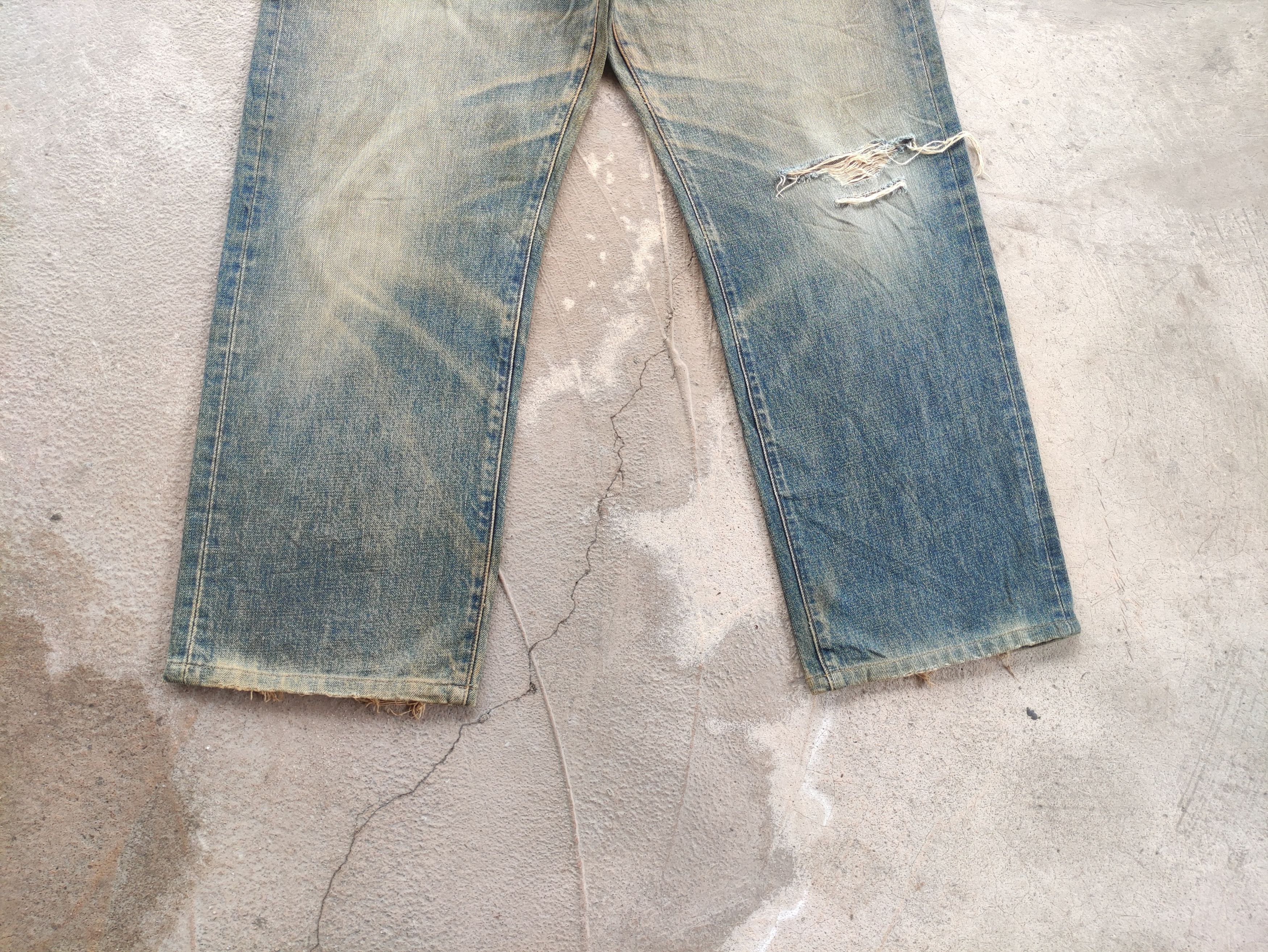 Japanese Brand Vintage GL Heart Japanese Baggy Rusty Distressed Faded Denim Size US 36 / EU 52 - 4 Thumbnail