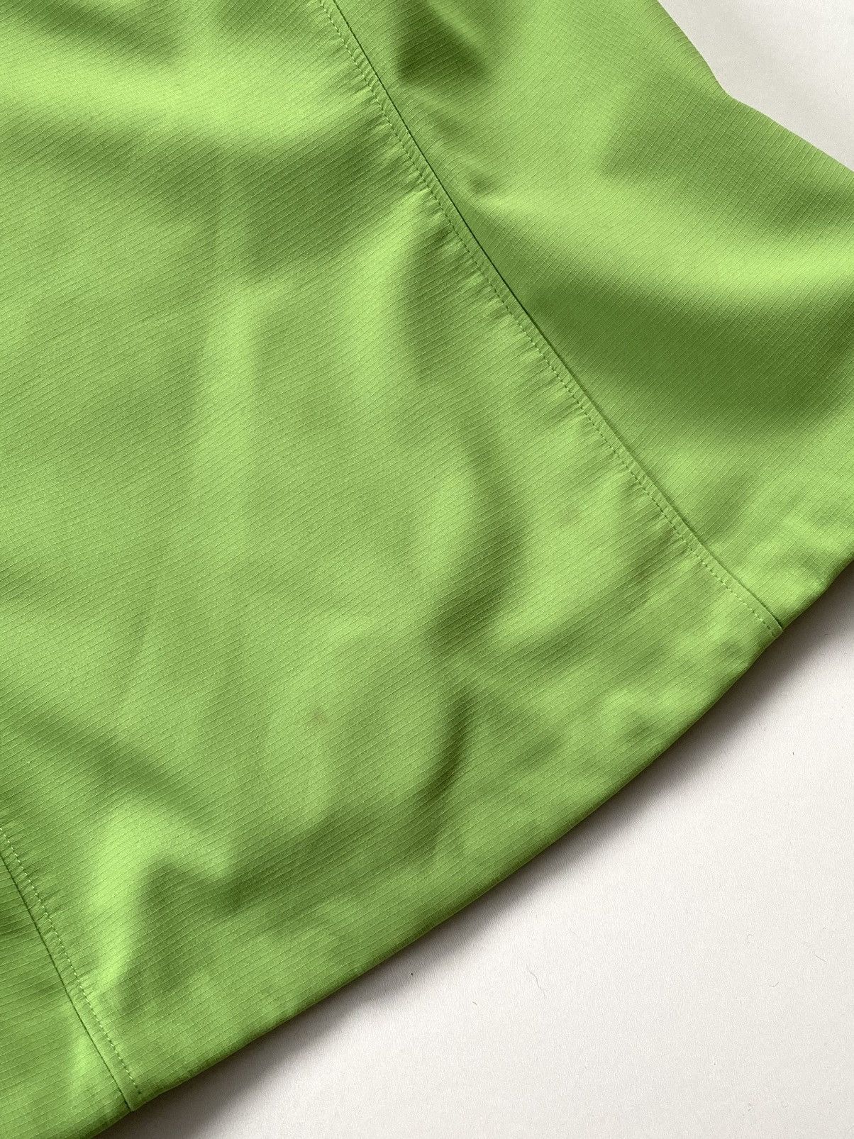Arc'teryx × Vintage Vintage Arcteryx Epsilon SV Vintage Hoody Lime Size S / US 4 / IT 40 - 12 Thumbnail