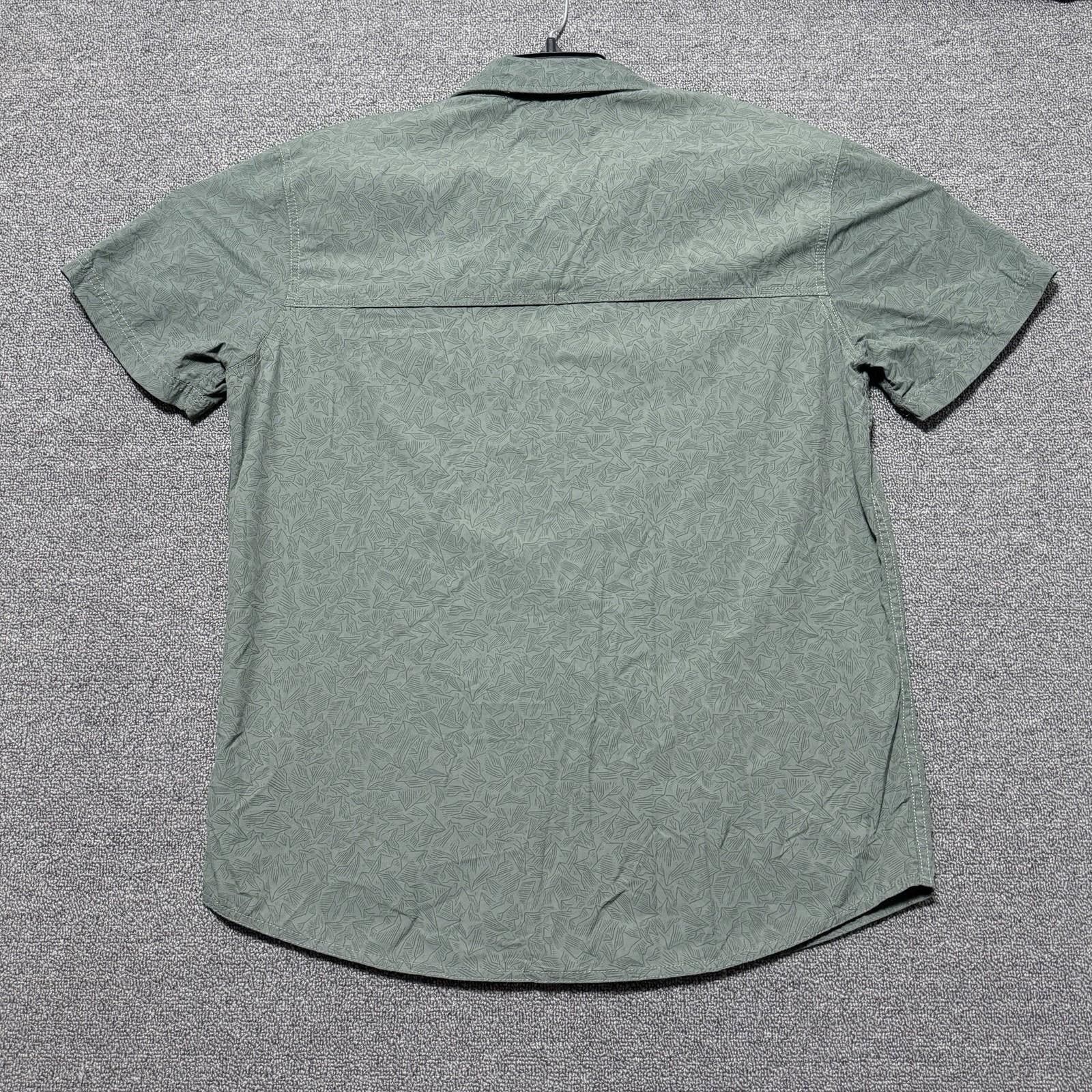 Prana Prana Green SlimFit Shirt Mens L Button Up Hiking Gorpcore Size US L / EU 52-54 / 3 - 2 Thumbnail