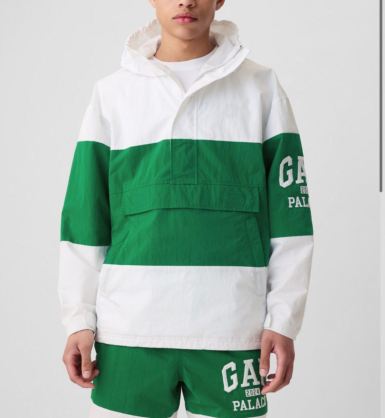Gap × Palace Palace Gap Windbreaker in Bright White (& Green) Size 