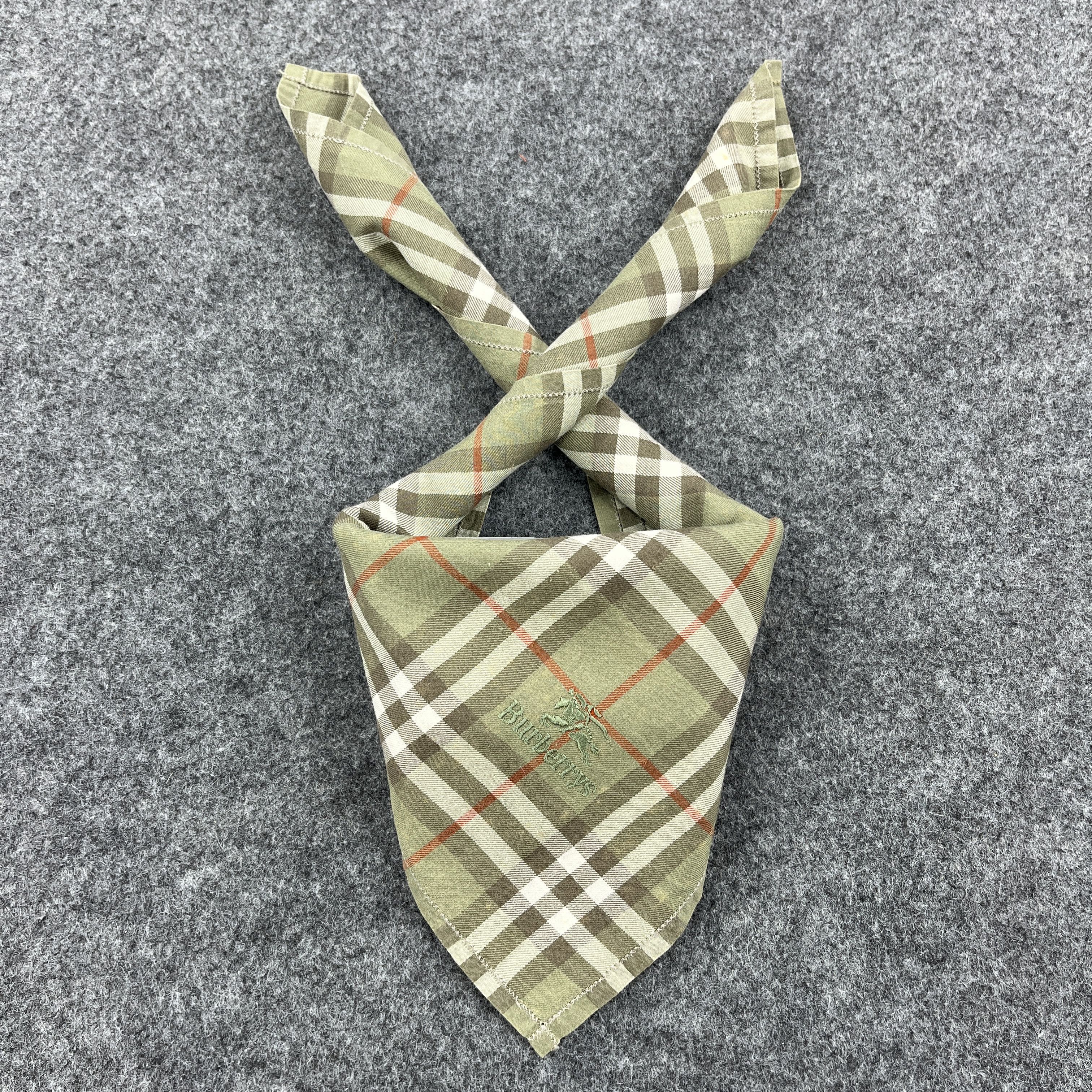 Burberry Handkerchief / Bandana / Neckerchief B874