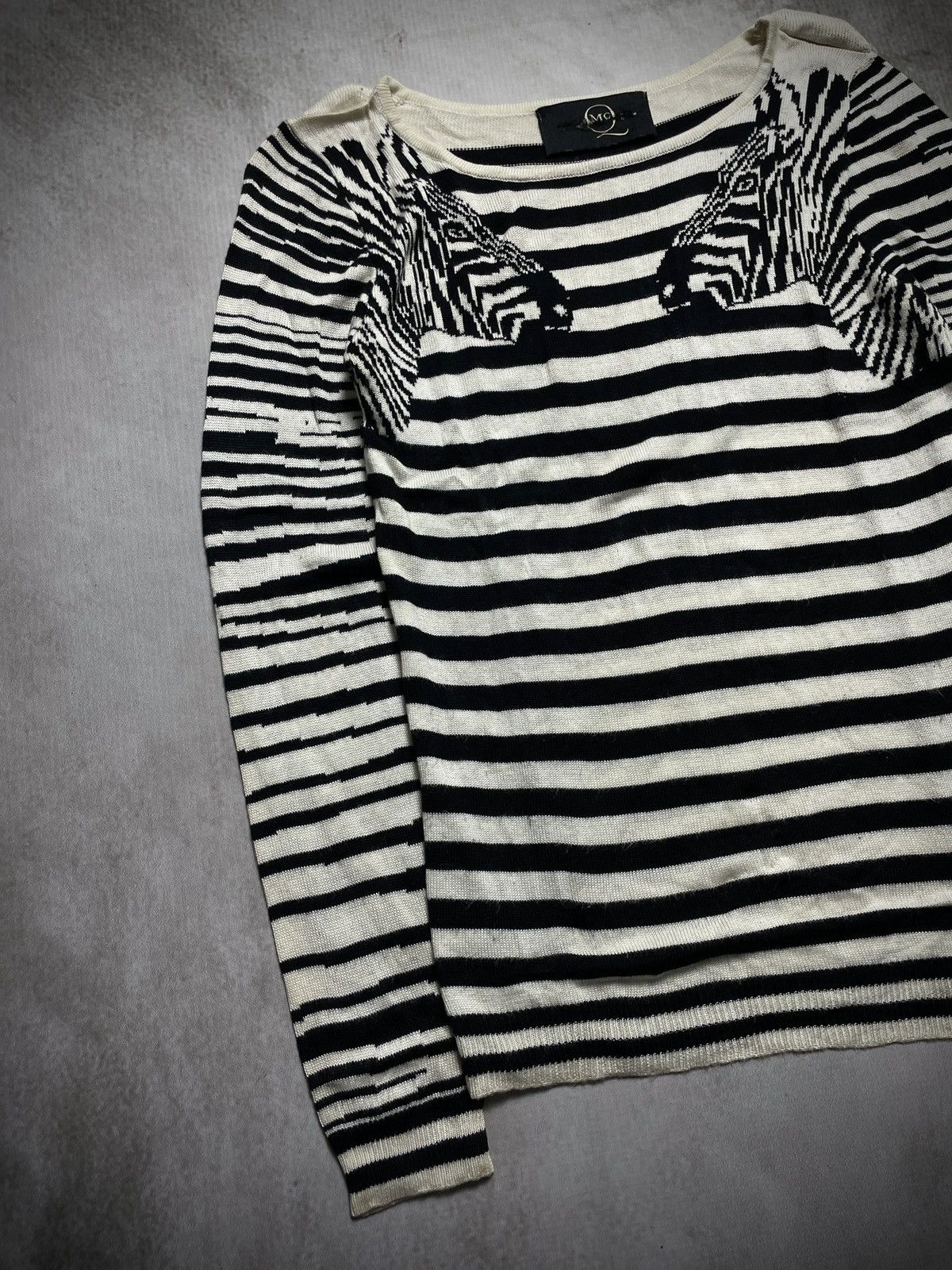 Alexander McQueen Alexander McQueen - Zebra Pattern Knit Size XS / US 0-2 / IT 36-38 - 4 Thumbnail
