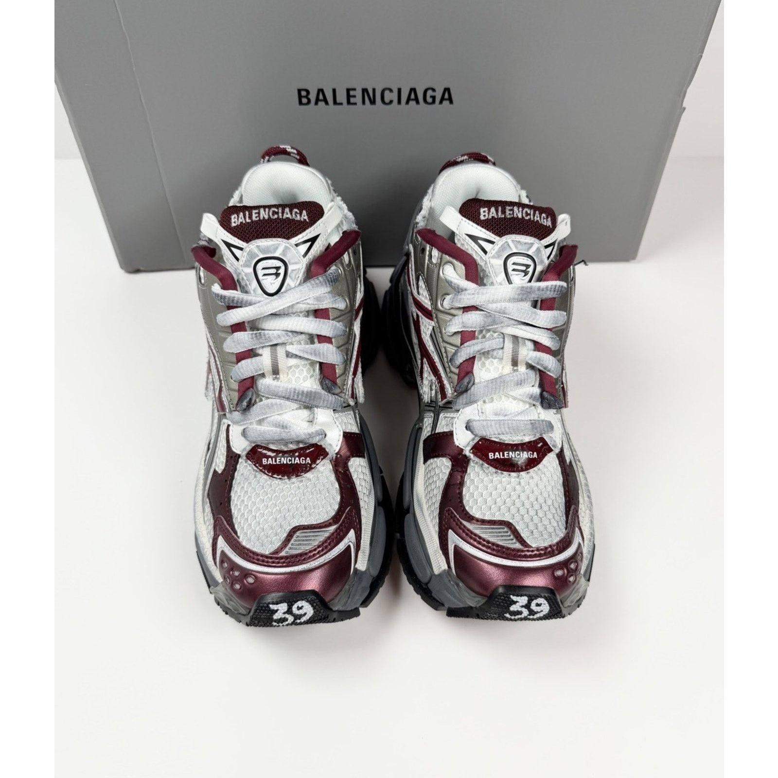 Balenciaga Size 39EU/6US - Balenciaga Runner Burgundy NEW! Size US 6 / EU 39 - 3 Thumbnail