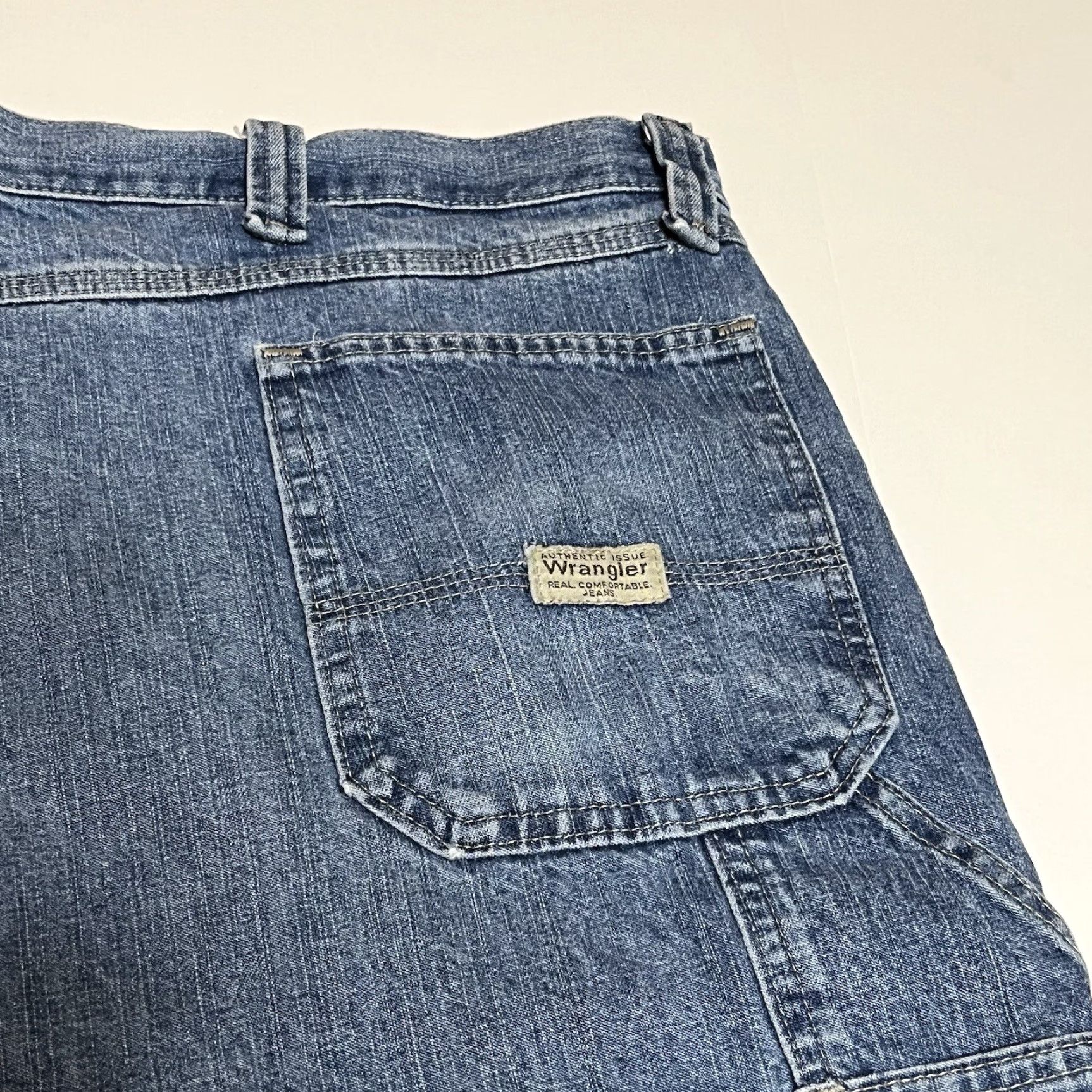 Wrangler VINTAGE Wrangler Carpenter Jean Shorts Men’s Size 44 Blue Distressed Denim Pockets Work Size US 44 / EU 60 - 6 Thumbnail