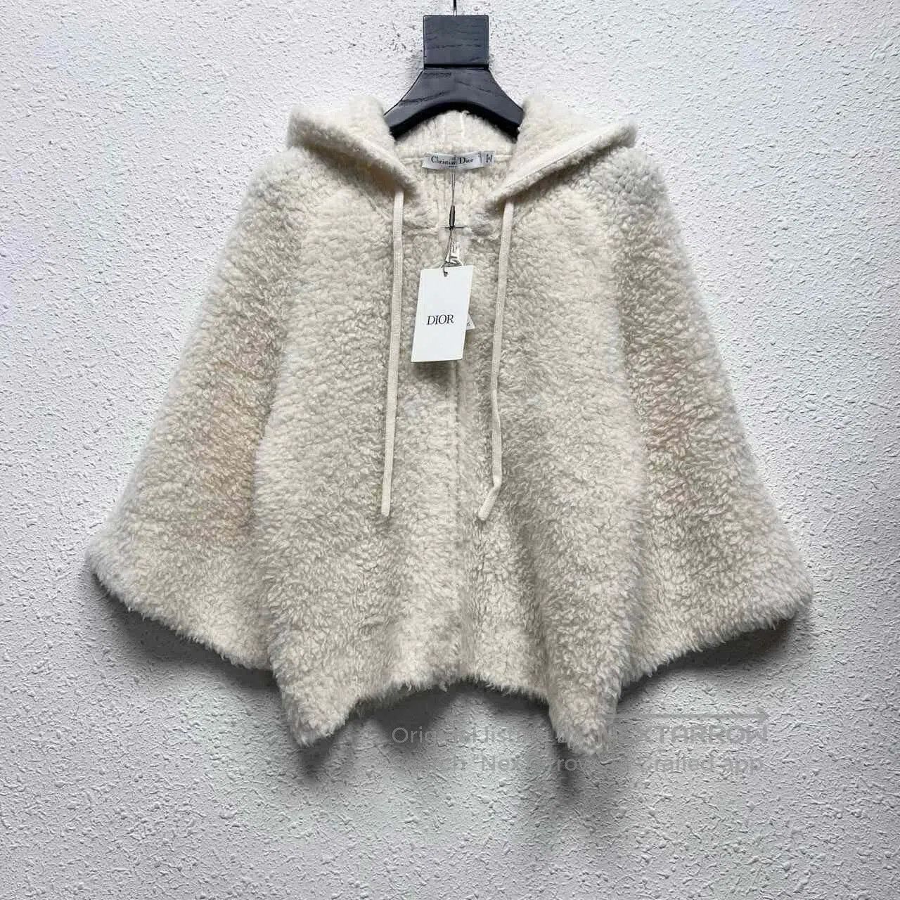Dior Dior size38 FW22 Solid Color Logo Printed Hooded Teddy Knit Size M / US 6-8 / IT 42-44 - 1 Thumbnail