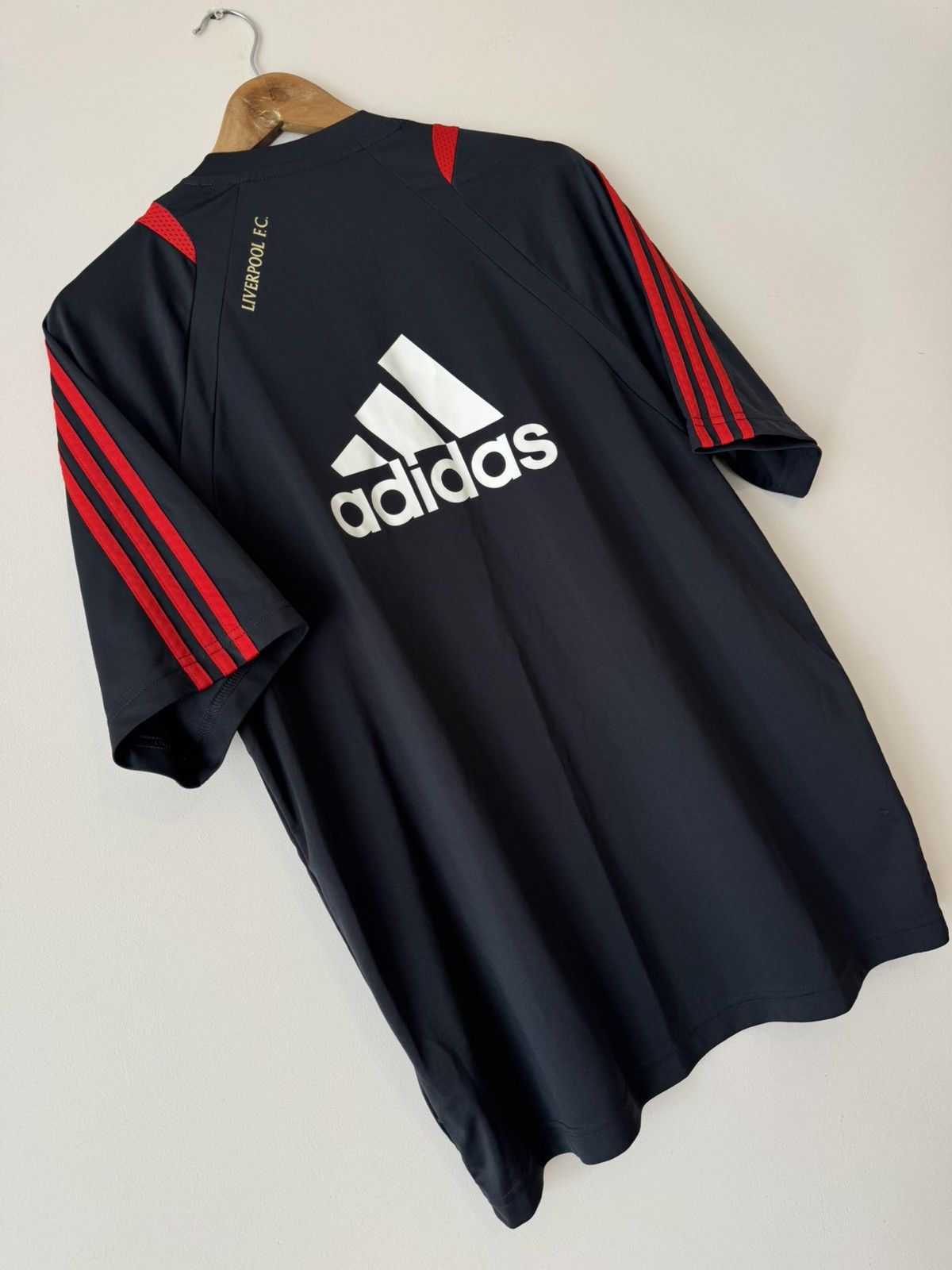 Adidas Vintage Liverpool 2009-2010 Soccer Training Jersey Shirt Kit Size US L / EU 52-54 / 3 - 8 Thumbnail