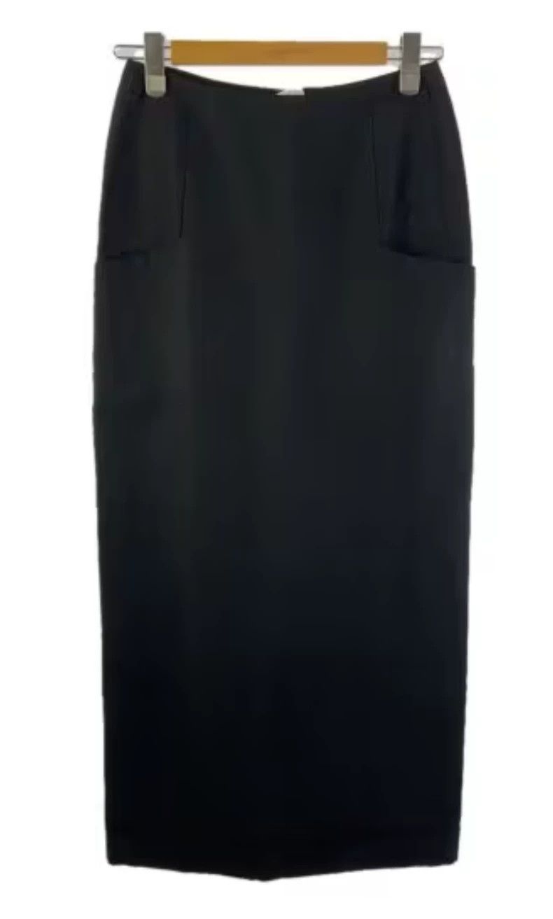 Yohji Yamamoto Yohji Yamamoto Black skirt with slit at the back skirt Size 25" / US 0 / IT 36 - 1 Thumbnail