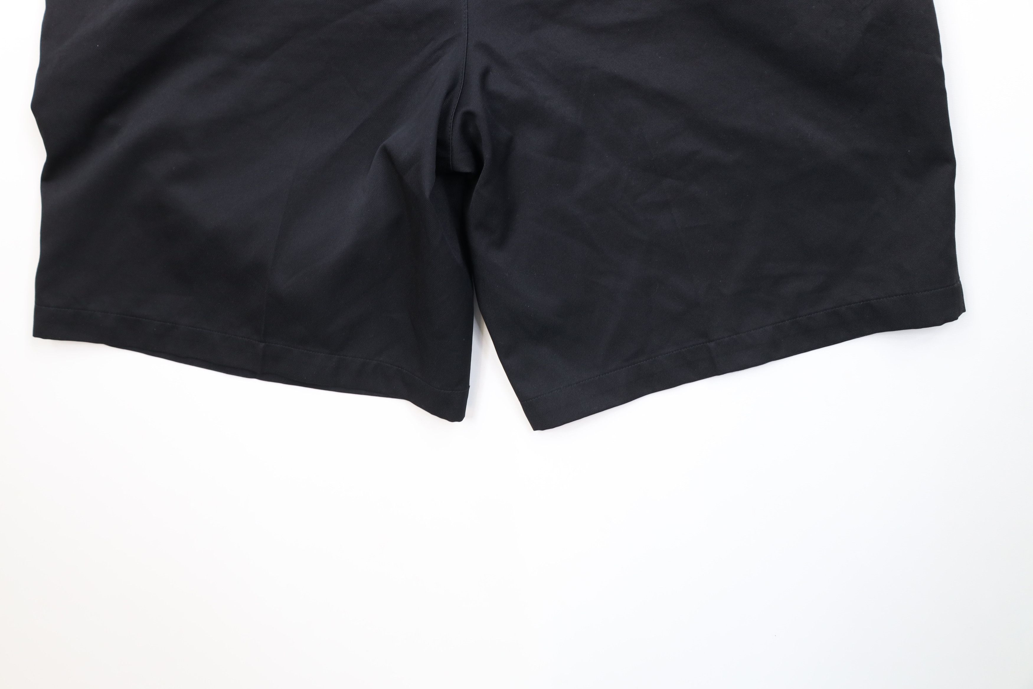 Nike Vintage Y2K Nike Golf Mini Swoosh Pleated Chino Shorts Black Size US 36 / EU 52 - 10 Thumbnail
