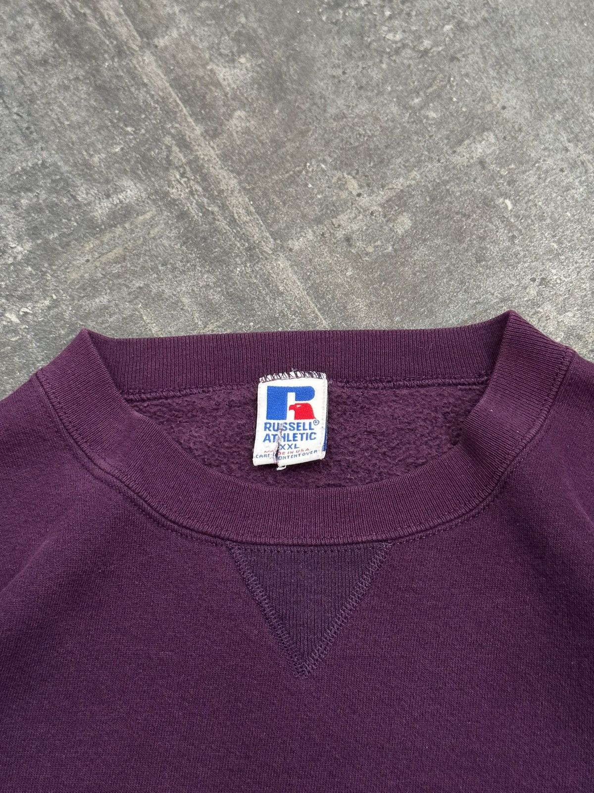 Russell Athletic Vintage 90’s Russell Atheltic Crewneck Sweatshirt Purple Size US XXL / EU 58 / 5 - 10 Thumbnail