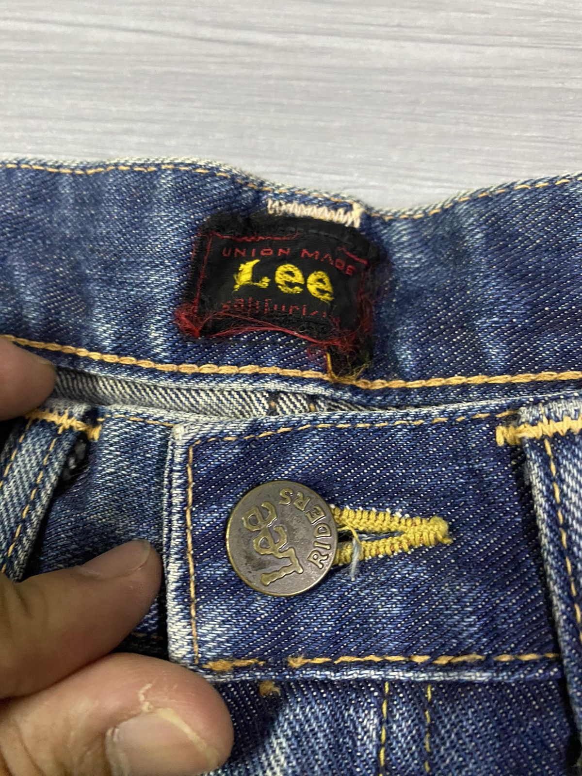 Lee Vintage Lee Riders Fadded Blue Denim Size US 33 - 10 Thumbnail