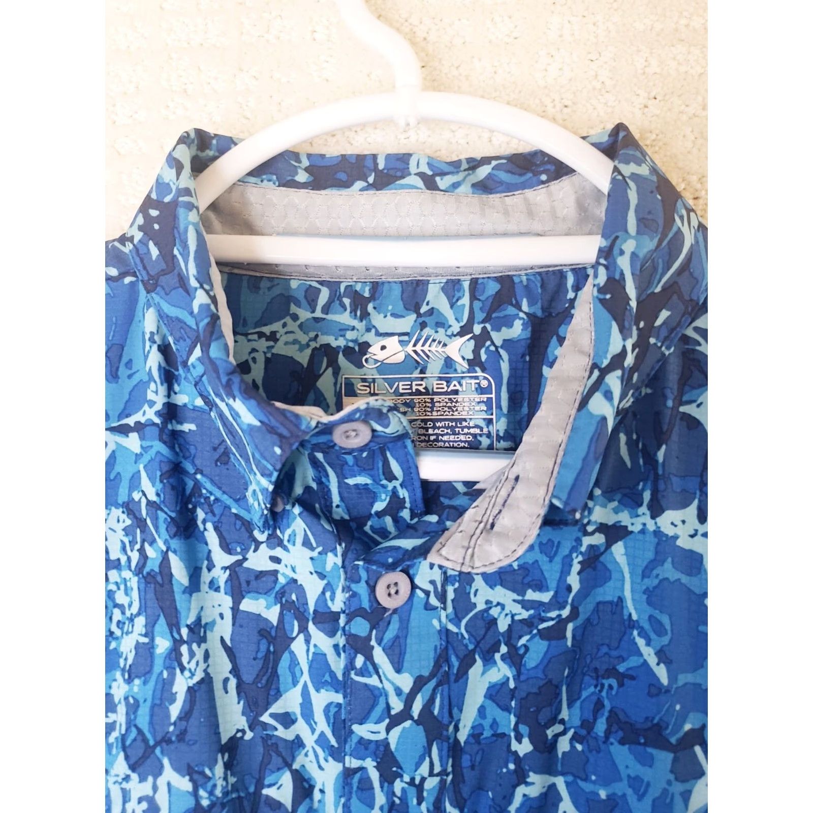 Vintage Silver Bait Men's Fishing Shirt Short Sleeve Blue Camo Print XL Ventilated Breathable All Seasons Button-Up Shirt Mens Size US XL / EU 56 / 4 - 4 Thumbnail