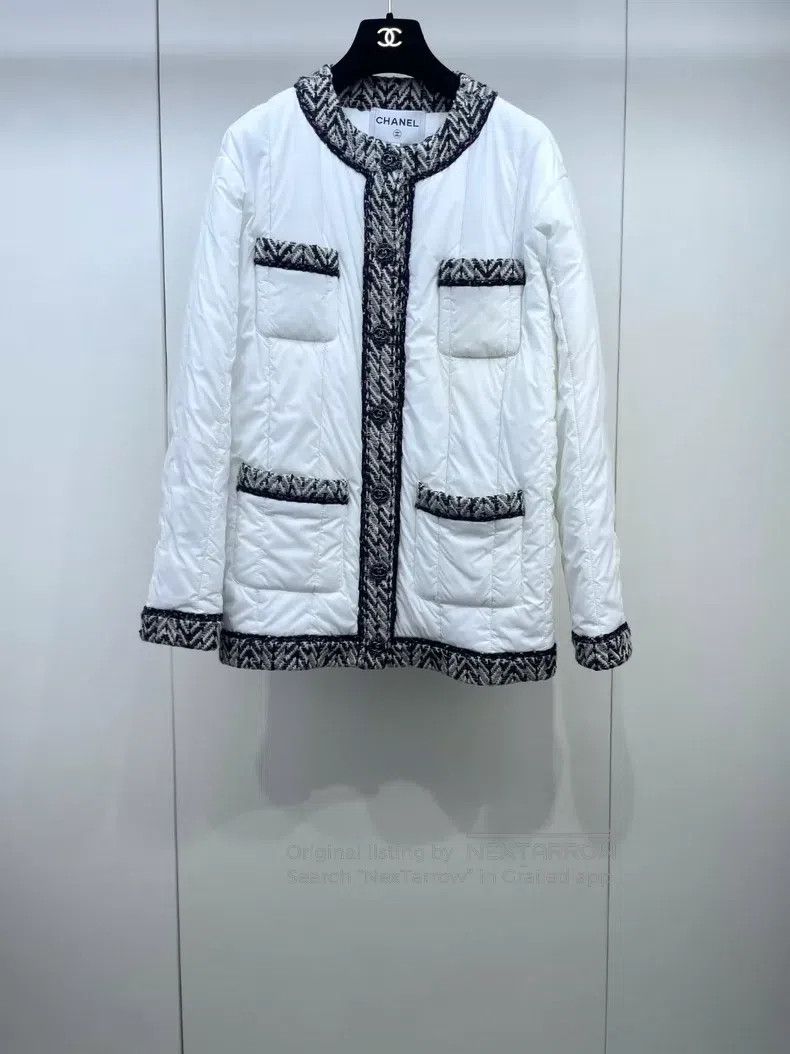 Chanel Chanel Forest series white round-neck four-pocket cotton s Size XS / US 0-2 / IT 36-38 - 1 Thumbnail