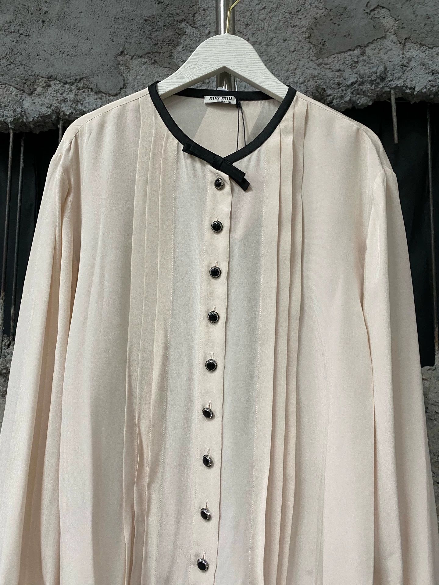 Miu Miu MIU MIU Women's Shirt 40 New Size M / US 6-8 / IT 42-44 - 3 Thumbnail
