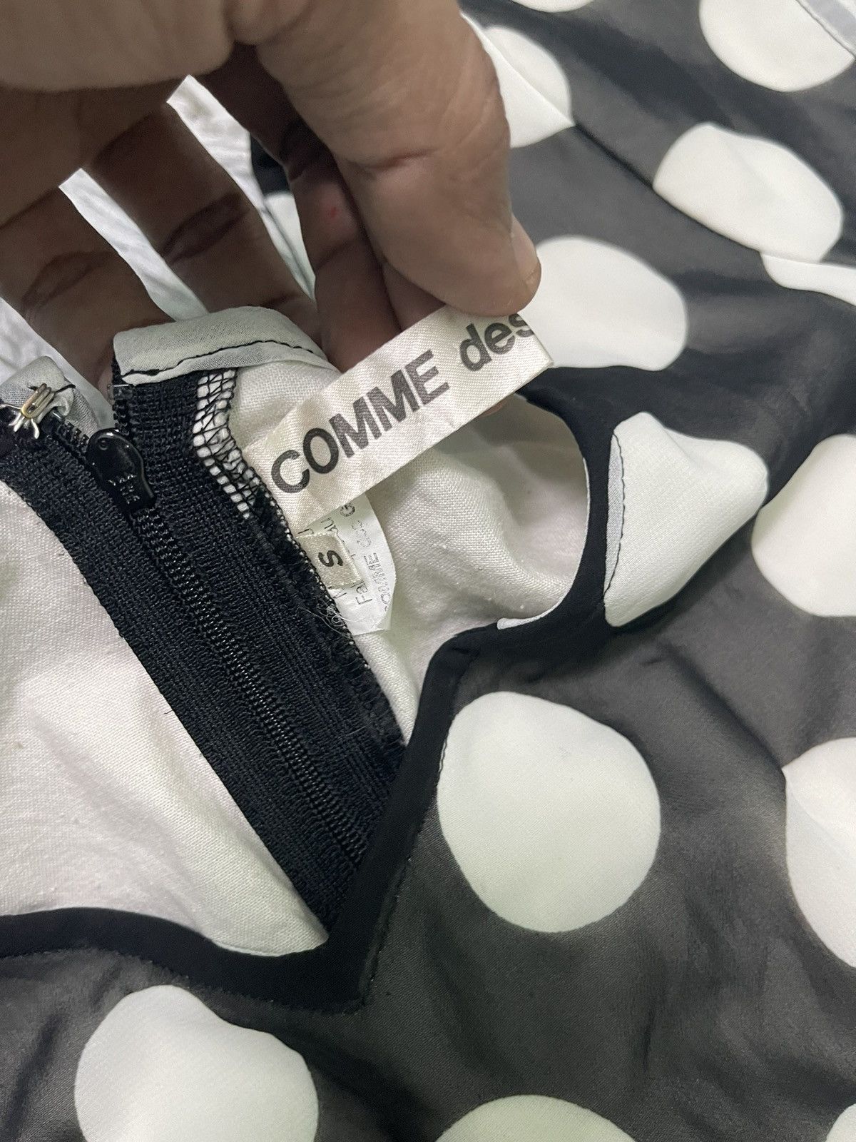 Comme des Garcons SS2010 COMME DES GARCONS GOWN POLKA RARE DISTRESSED DESIGN Size S / US 4 / IT 40 - 15 Thumbnail