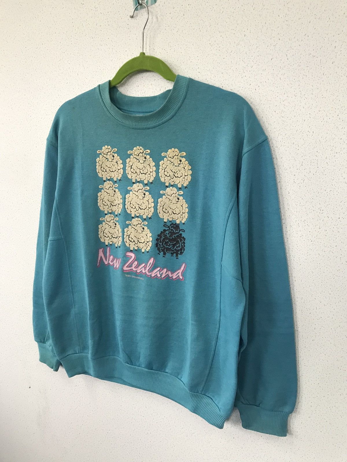 Vintage Vintage 🔥 New Zealand Sweatshirt Size US M / EU 48-50 / 2 - 4 Thumbnail