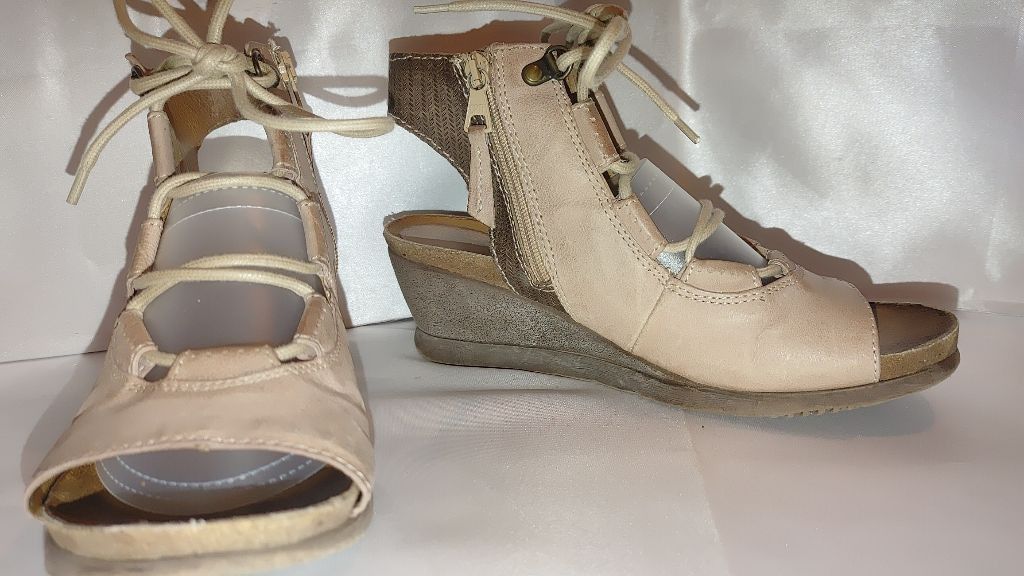 The Unbranded Brand Miz Mooz Satine Leather Lace Up Sandals Size 39 Size US 8.5 / IT 38.5 - 10 Thumbnail
