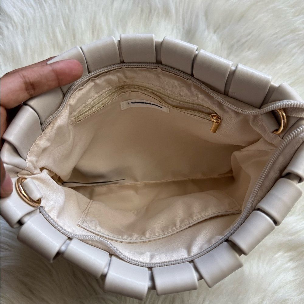 Anthropologie Anthropologie Monochromatic Elegant Woven Clutch Lindy Beig Size ONE SIZE - 5 Thumbnail