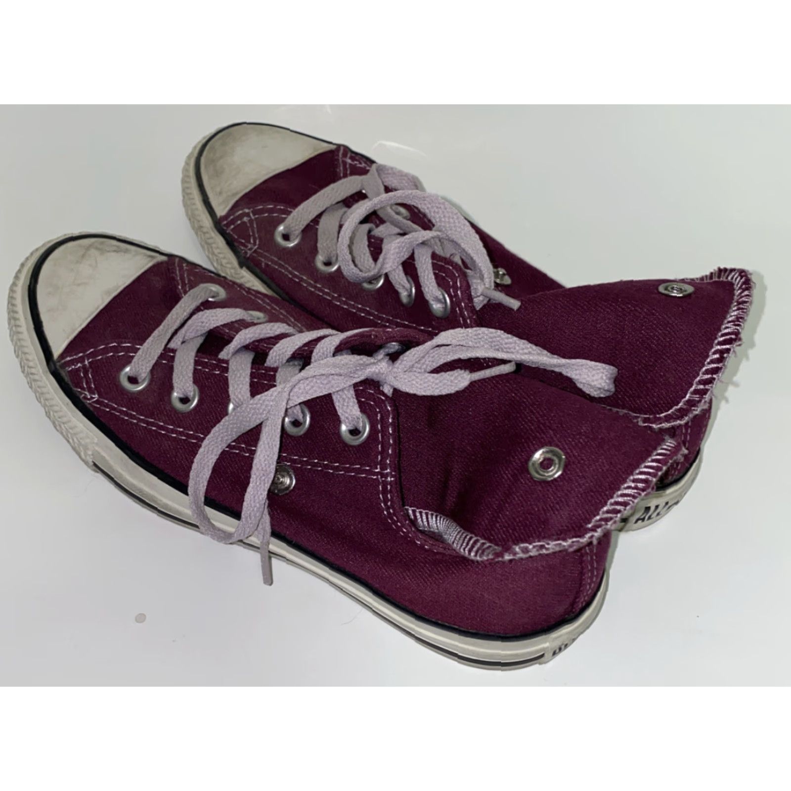 Converse Converse All Star Womens Lace Up Sneakers Size 6 Maroon/White White Stars Sneaker M US Size 6 Size US 6 / IT 36 - 2 Thumbnail