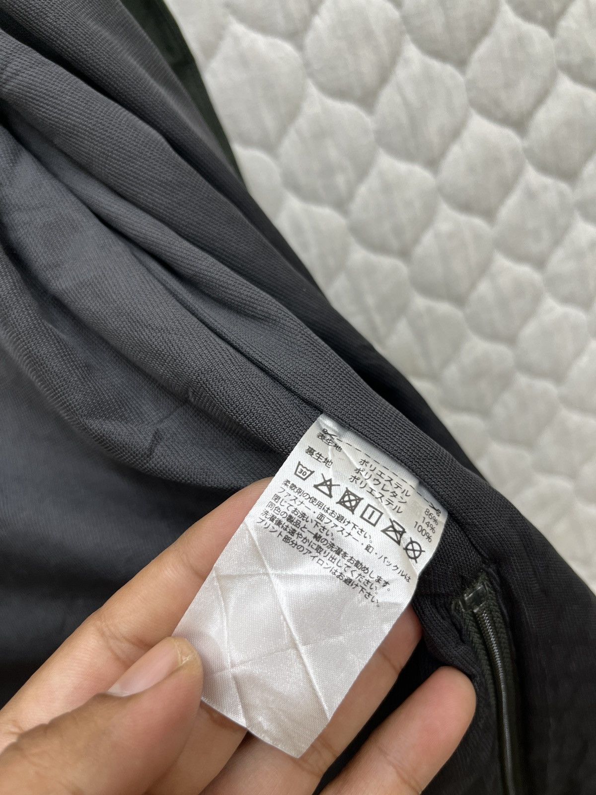 Adidas 🔥🔥🔥STEALS ADIDAS 3 STRIPE JACKET Size S / US 4 / IT 40 - 11 Thumbnail