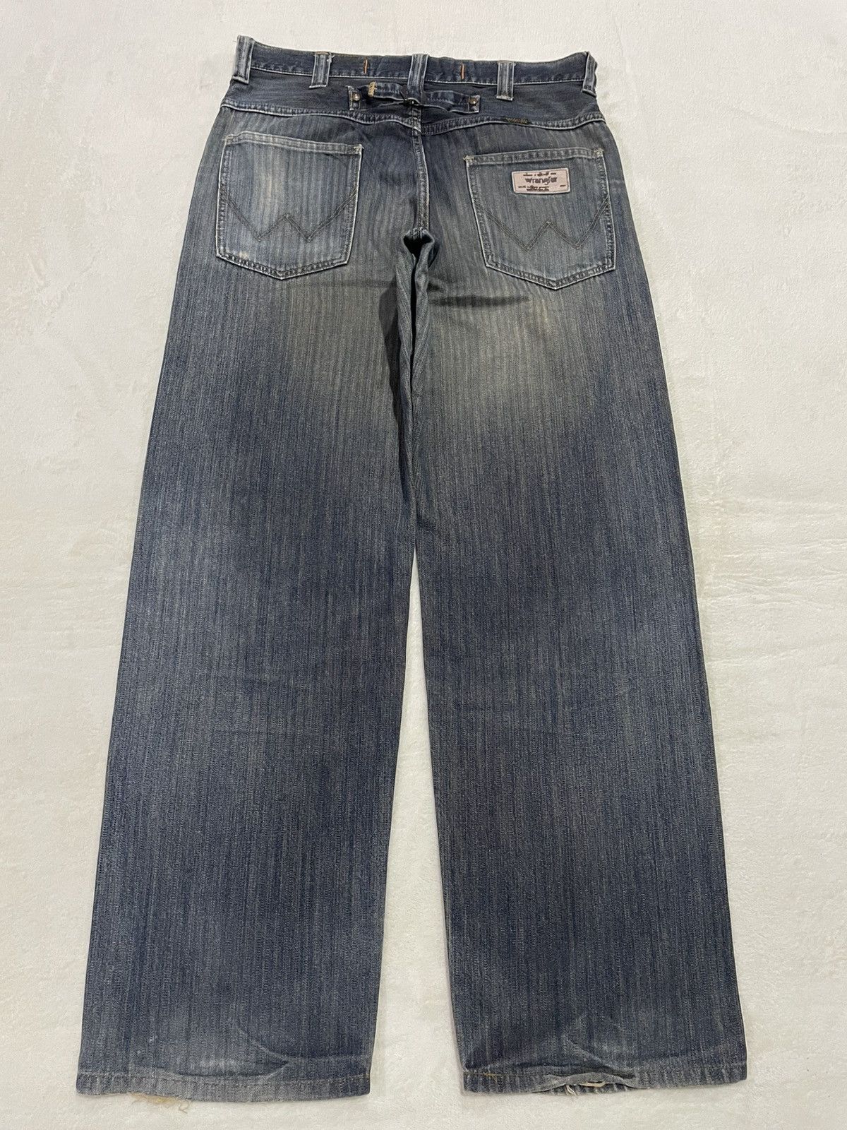 Wrangler Vintage Wrangler Buckle Baggy Faded Denim Jeans Size US 34 / EU 50 - 9 Thumbnail
