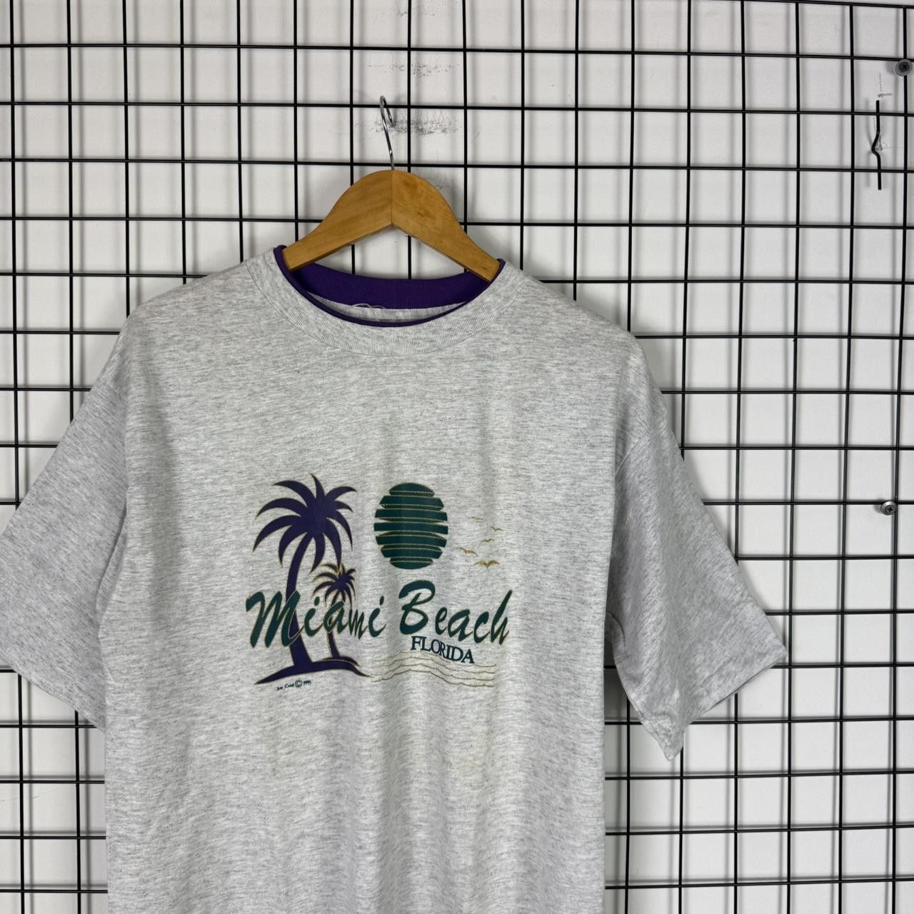 Vintage Graphic Tee Miami Made in USA Vintage T shirt Spellout 90s Size US M / EU 48-50 / 2 - 4 Thumbnail
