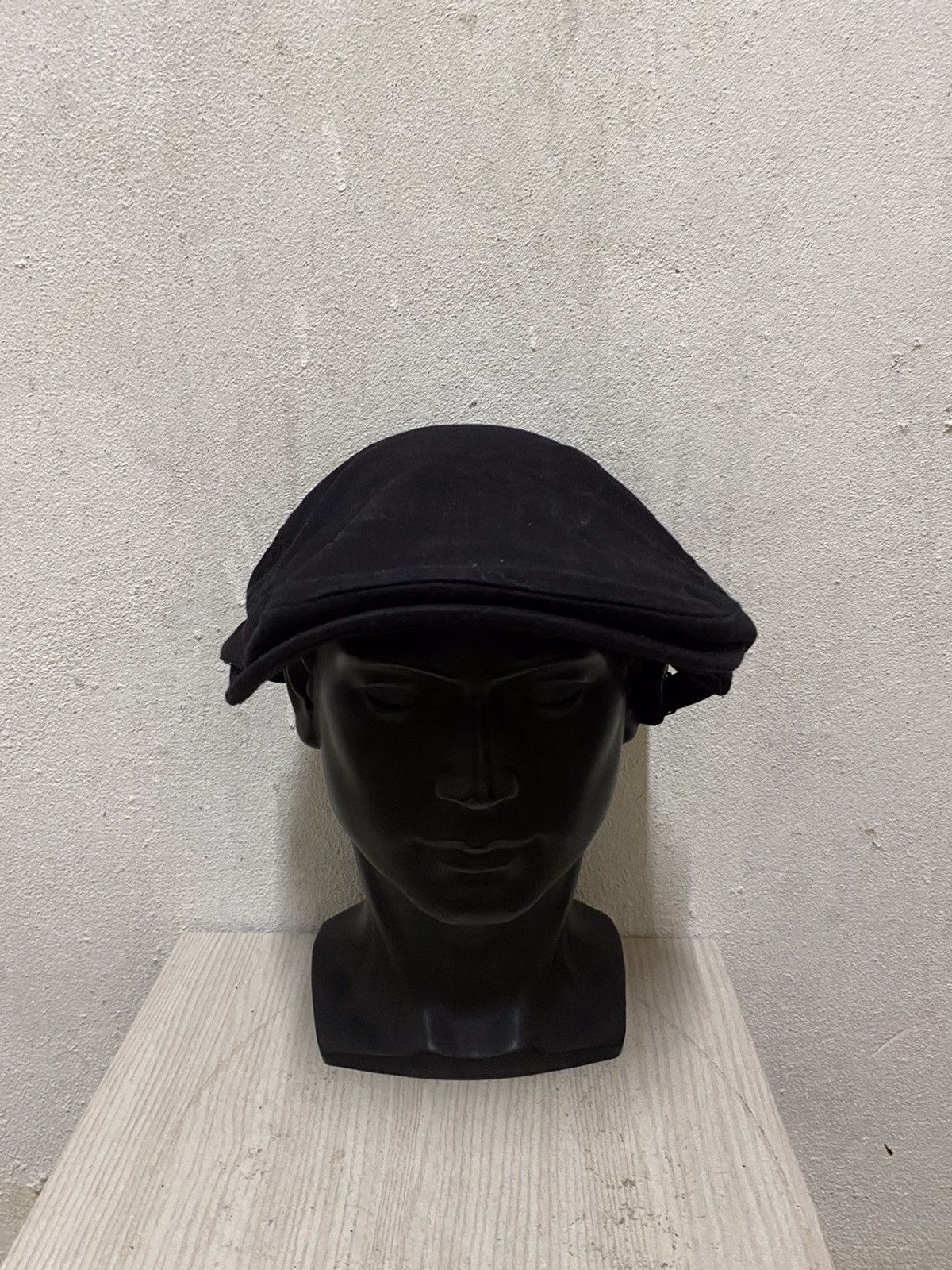 Japanese Brand Japanese Brand Exas Plain Beret Hat Size ONE SIZE - 2 Thumbnail