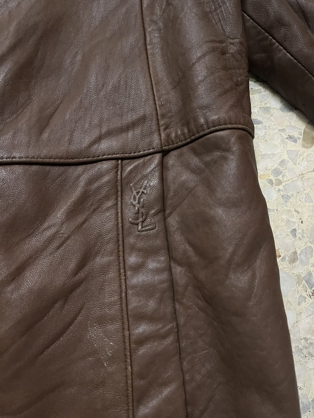 Yves Saint Laurent VTG Yves Saint Laurent Pour Homme Fur Collar Leather Jacket Size US L / EU 52-54 / 3 - 5 Thumbnail