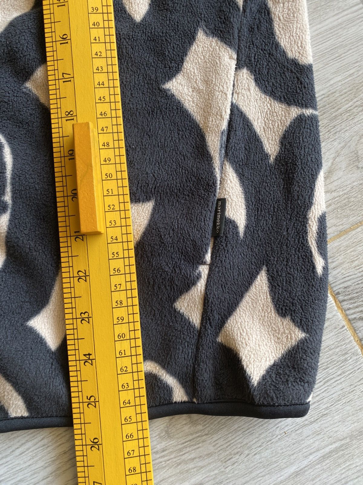 Uniqlo Uniqlo Marimekko Fleece Siz XL Size XL / US 12-14 / IT 48-50 - 18 Thumbnail