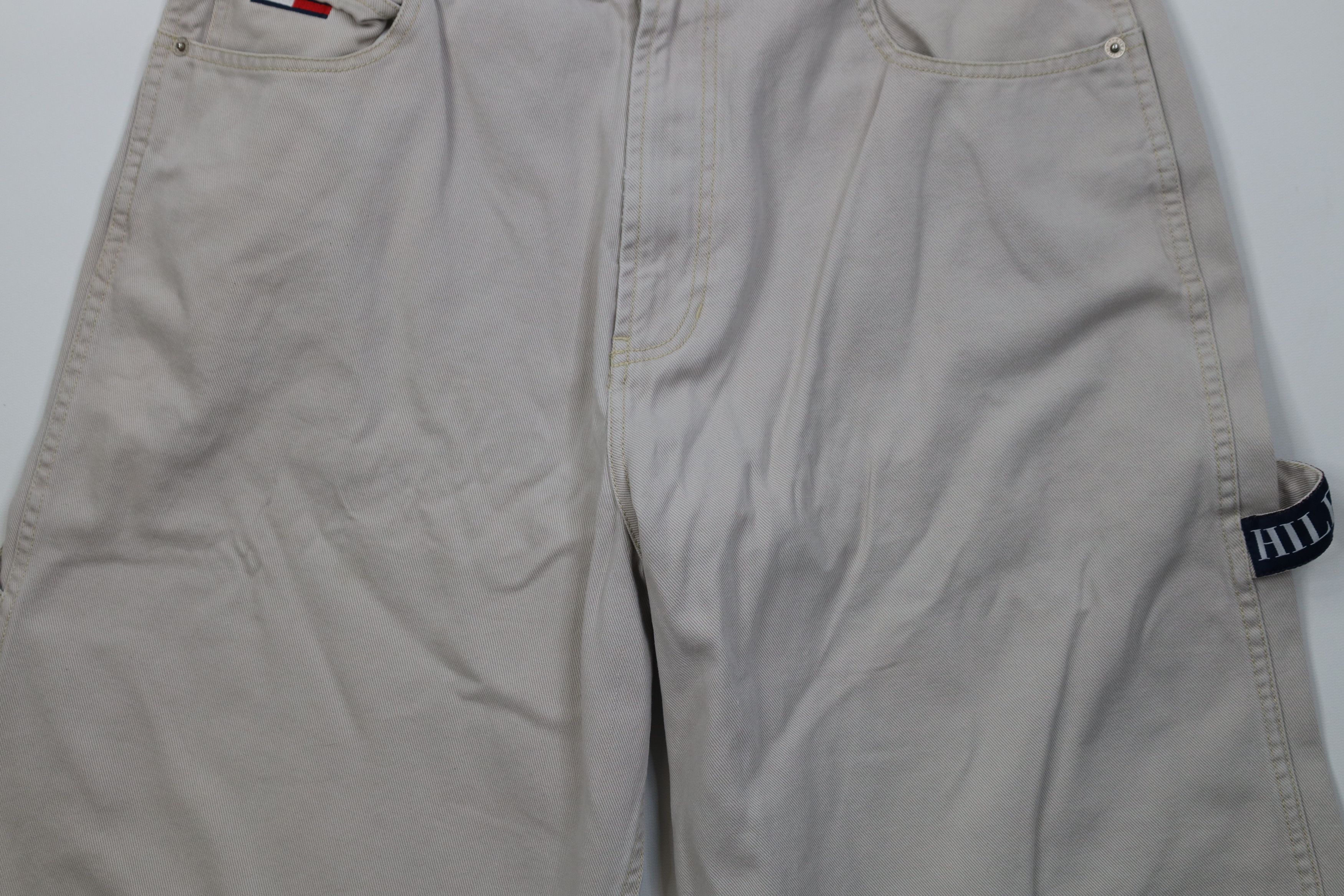 Tommy Hilfiger Vintage 90s Tommy Hilfiger Baggy Dungaree Denim Shorts Gray Size US 32 / EU 48 - 3 Thumbnail