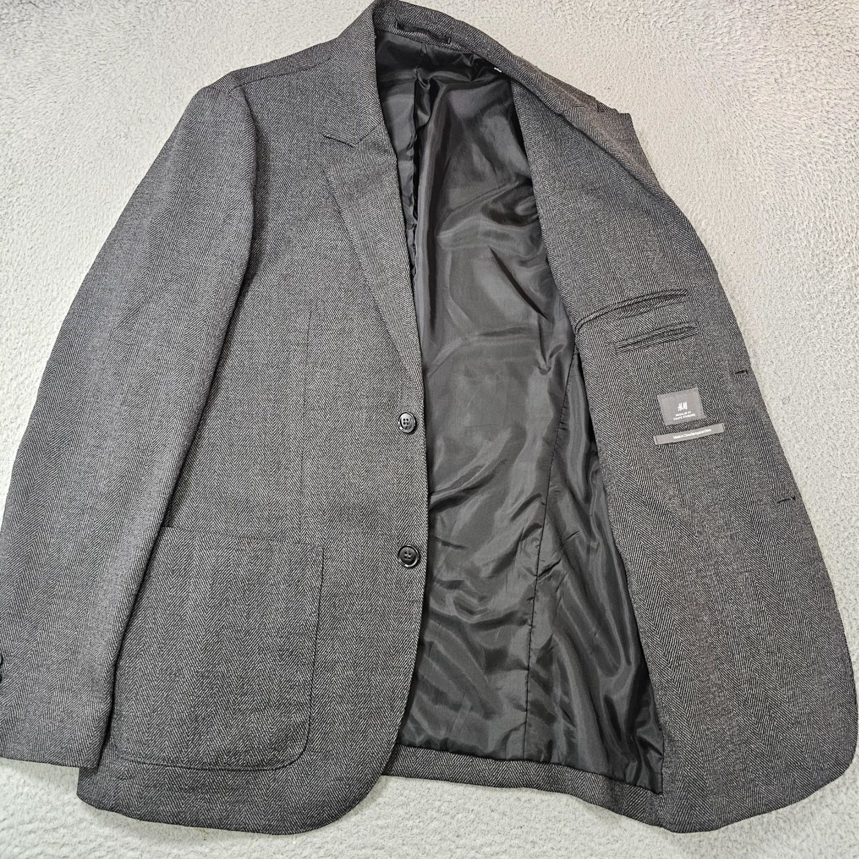 H&M H&M Blazer Sport Coat Mens S Gray Herringbone Tweed Regular Fit Jacket Size 36R - 2 Thumbnail