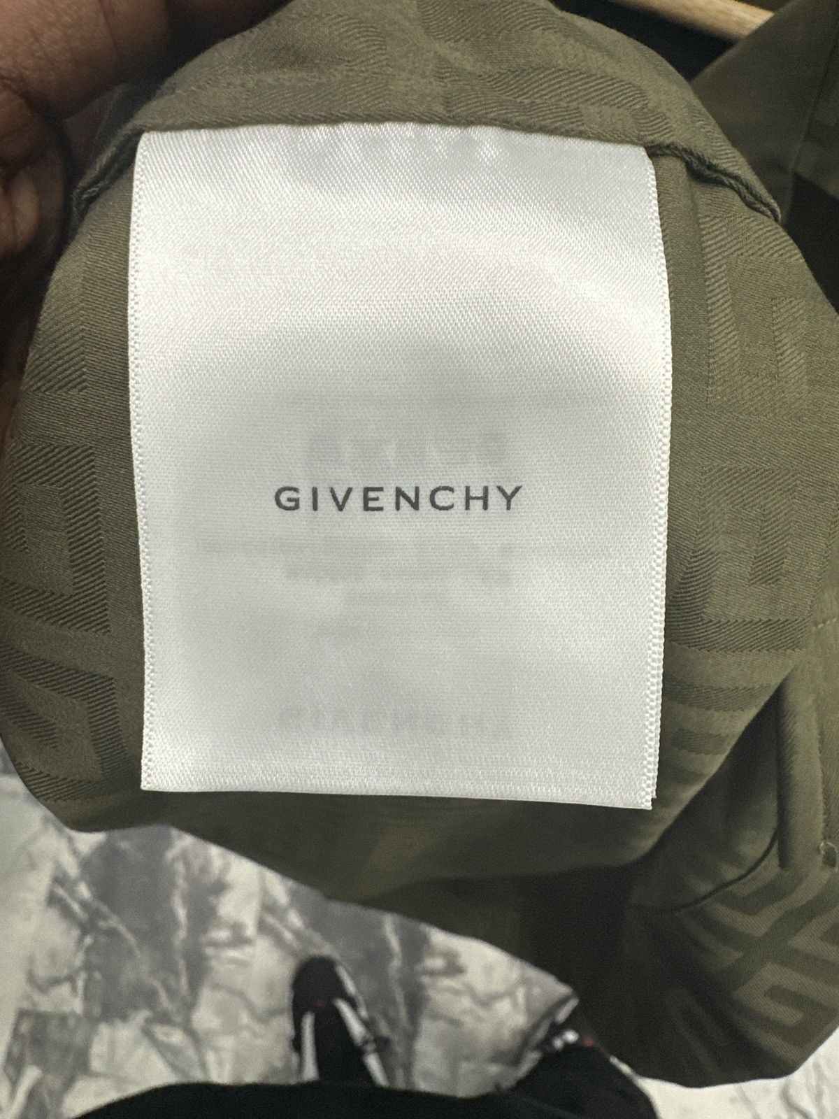 Givenchy Givenchy Monogram Button Up Short Sleeve ‘Olive Green’ Size US M / EU 48-50 / 2 - 3 Thumbnail
