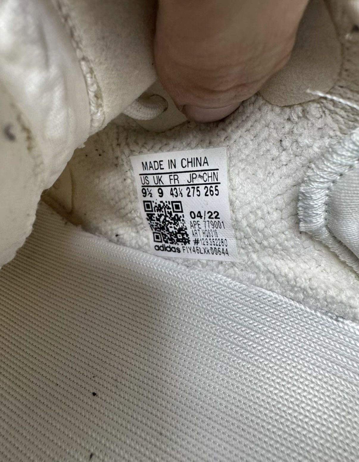Adidas Adidas Yeezy 350 Bone 2.0,K37 Size US 9.5 / EU 42-43 - 5 Thumbnail