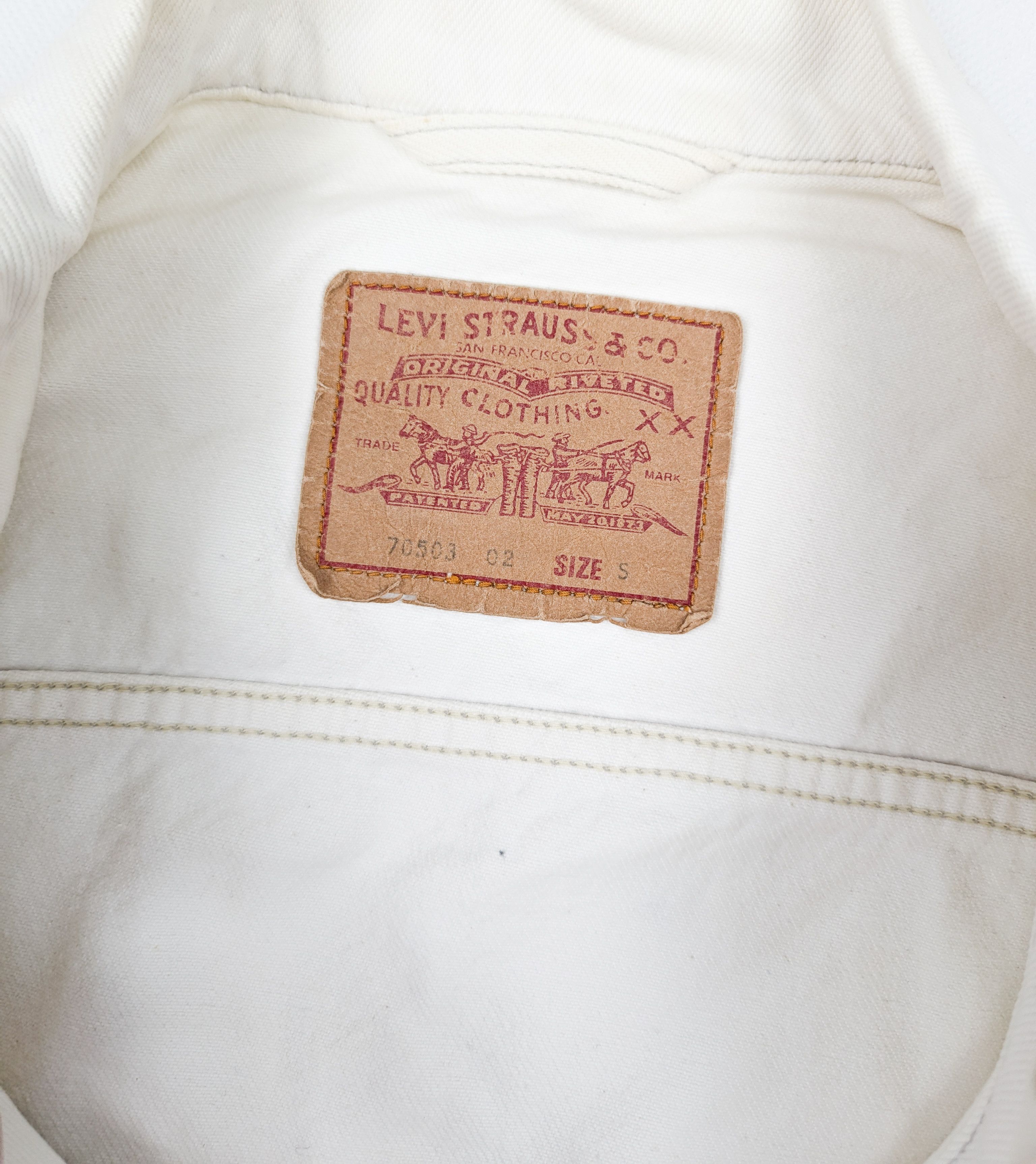 Levi's Levi's white denim jacket S Size US S / EU 44-46 / 1 - 3 Thumbnail