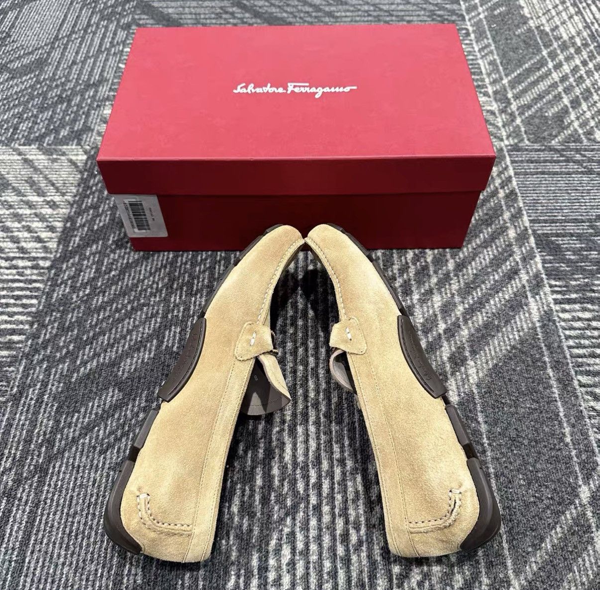 Salvatore Ferragamo Salvatore Ferragamo Suede Casual Shoes J42 Size US 8.5 / EU 41-42 - 5 Thumbnail