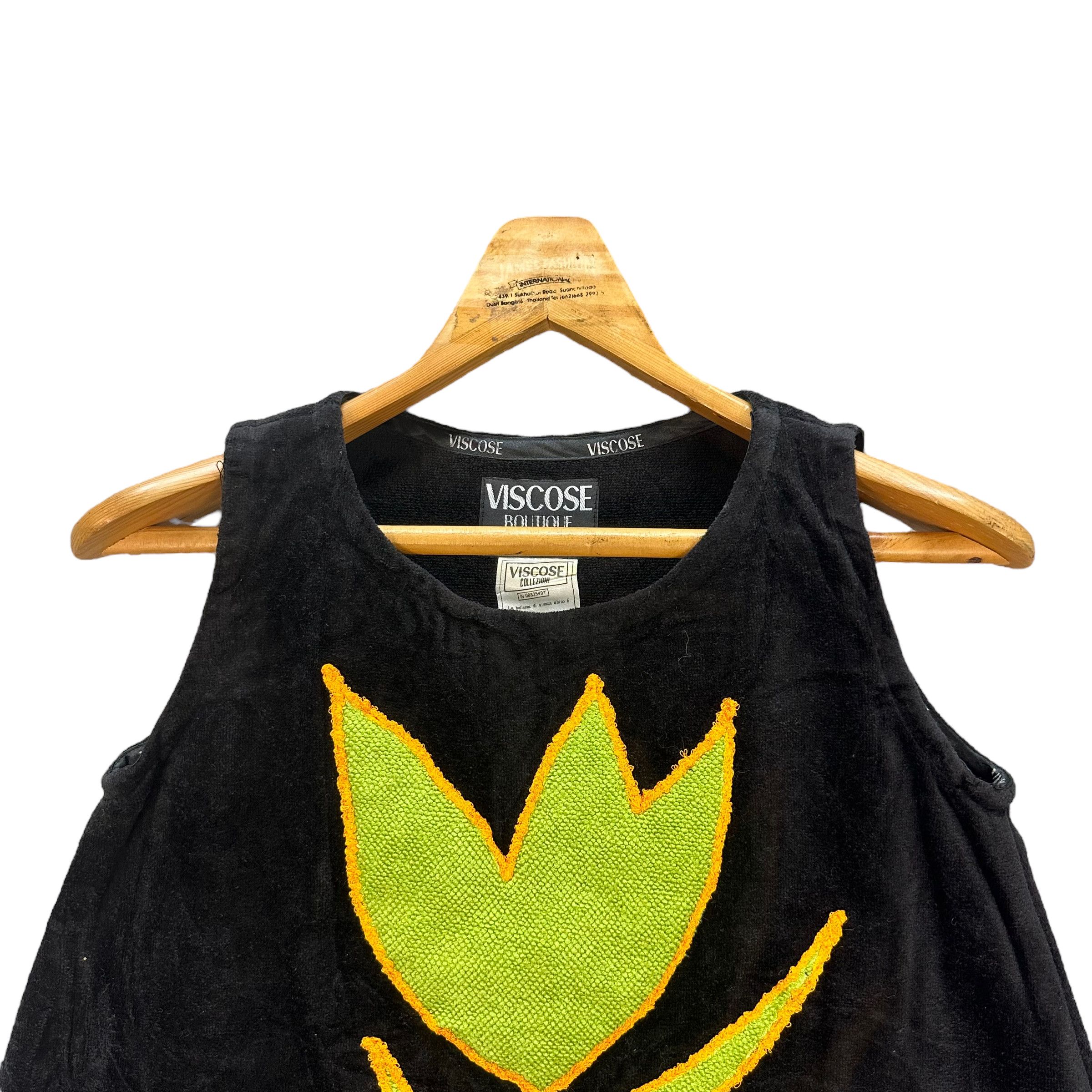 Japanese Brand VISCOSE BOUTIQUE FLOWERS BIG LOGO TANK TOP #8429-008 Size S / US 4 / IT 40 - 2 Thumbnail