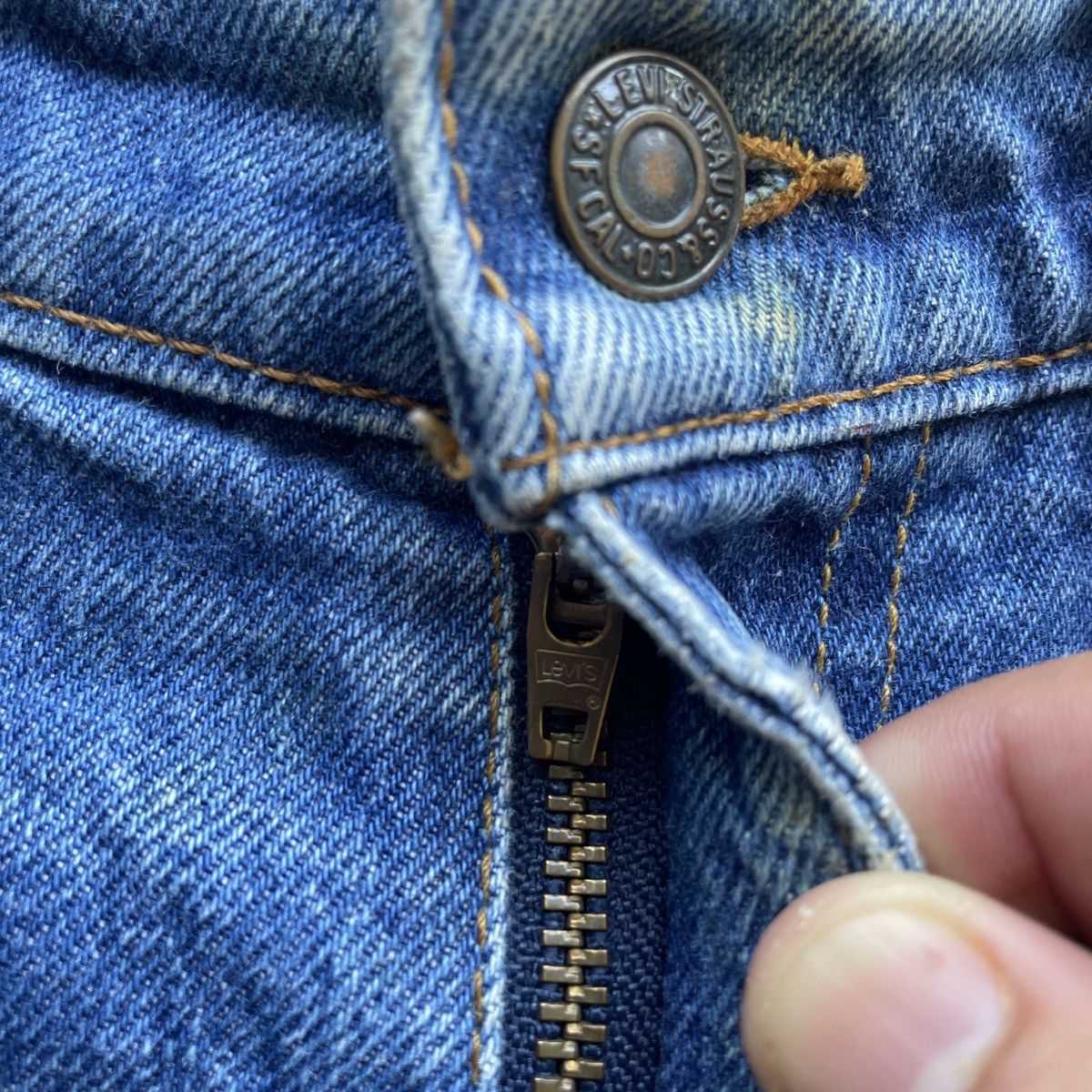 Levi's Vintage Clothing Vintage Levis 620 Faded Blue Jeans Denim Pants W31x29 Size US 31 - 7 Thumbnail
