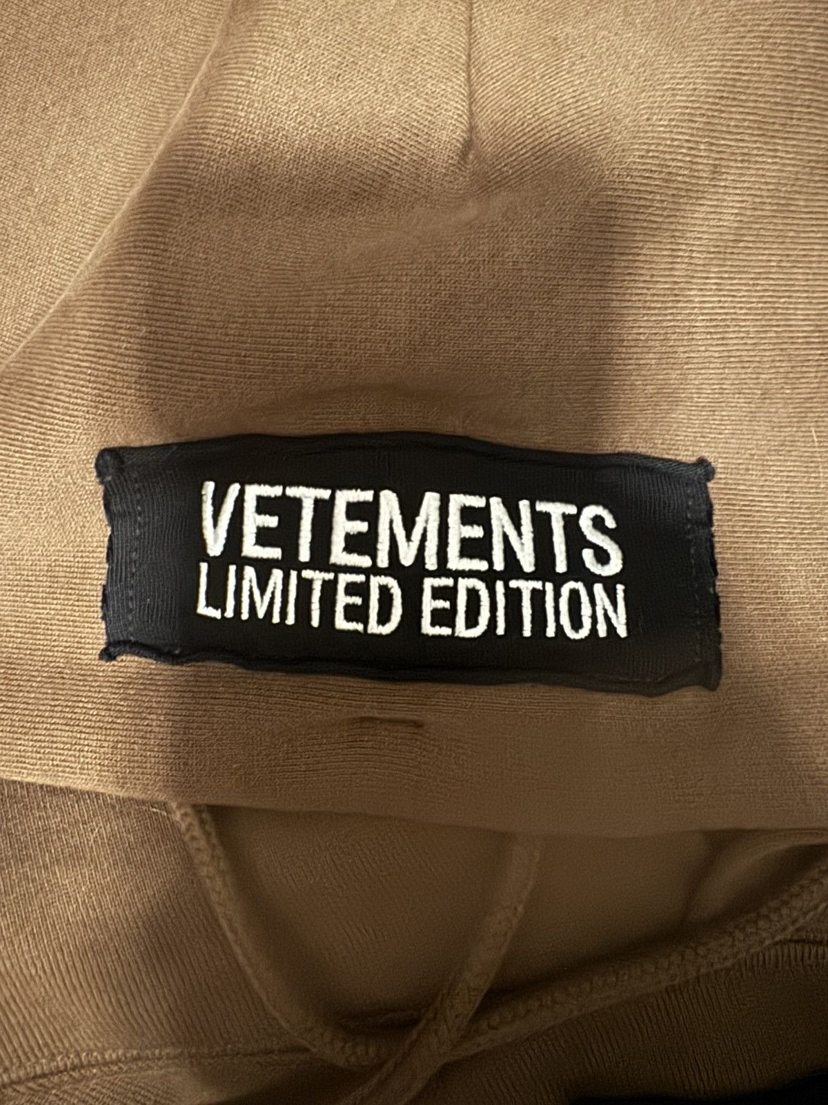 Vetements Vetements Metal Patch Hoodie Size US L / EU 52-54 / 3 - 3 Thumbnail
