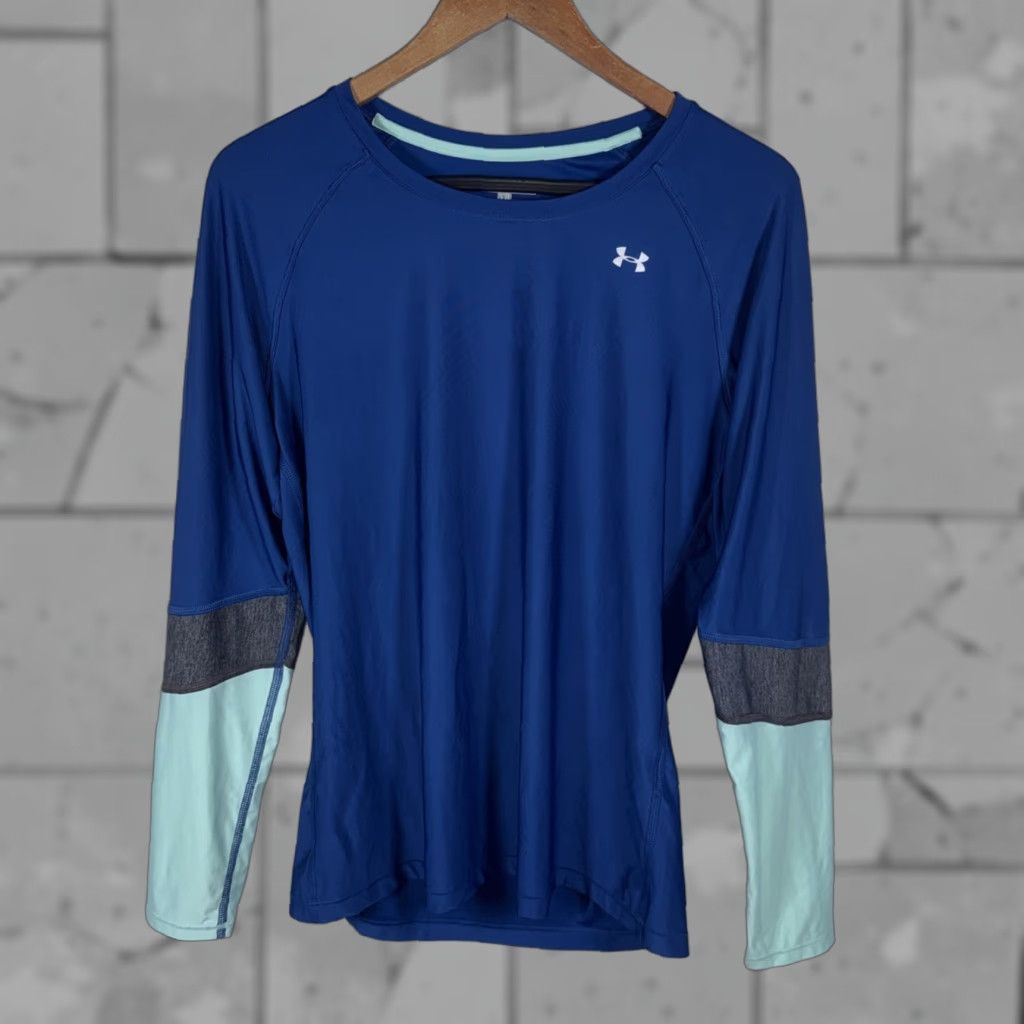 Under Armour Under Armour T-Shirt Women's Blue Long Sleeve Slim Fit HeatGear M Size M / US 6-8 / IT 42-44 - 1 Thumbnail
