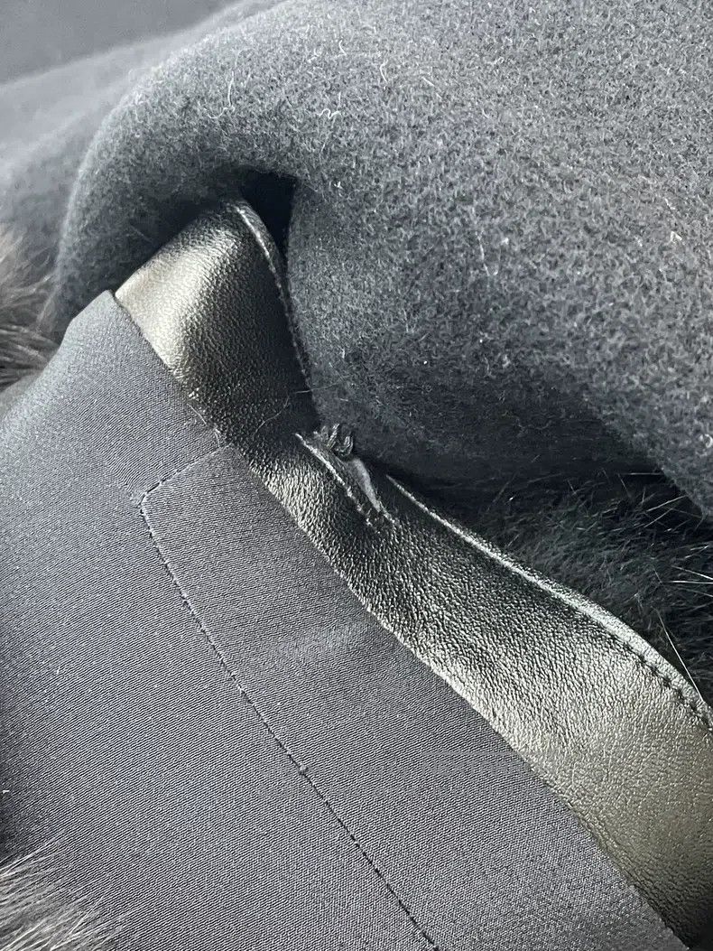 Fendi Fendi Black fox fur collar wool coat with removable fur co Size XXS / US 00 / IT 34 - 5 Thumbnail