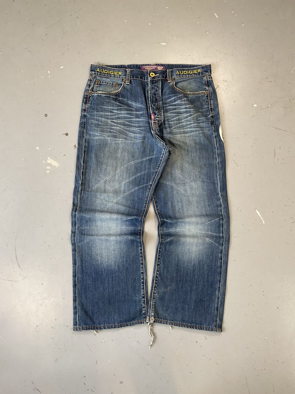 Christian Audigier × Ed Hardy × Vintage Vintage Christian Audigier goddess embroidered denim Size US 38 / EU 54 - 2 Thumbnail