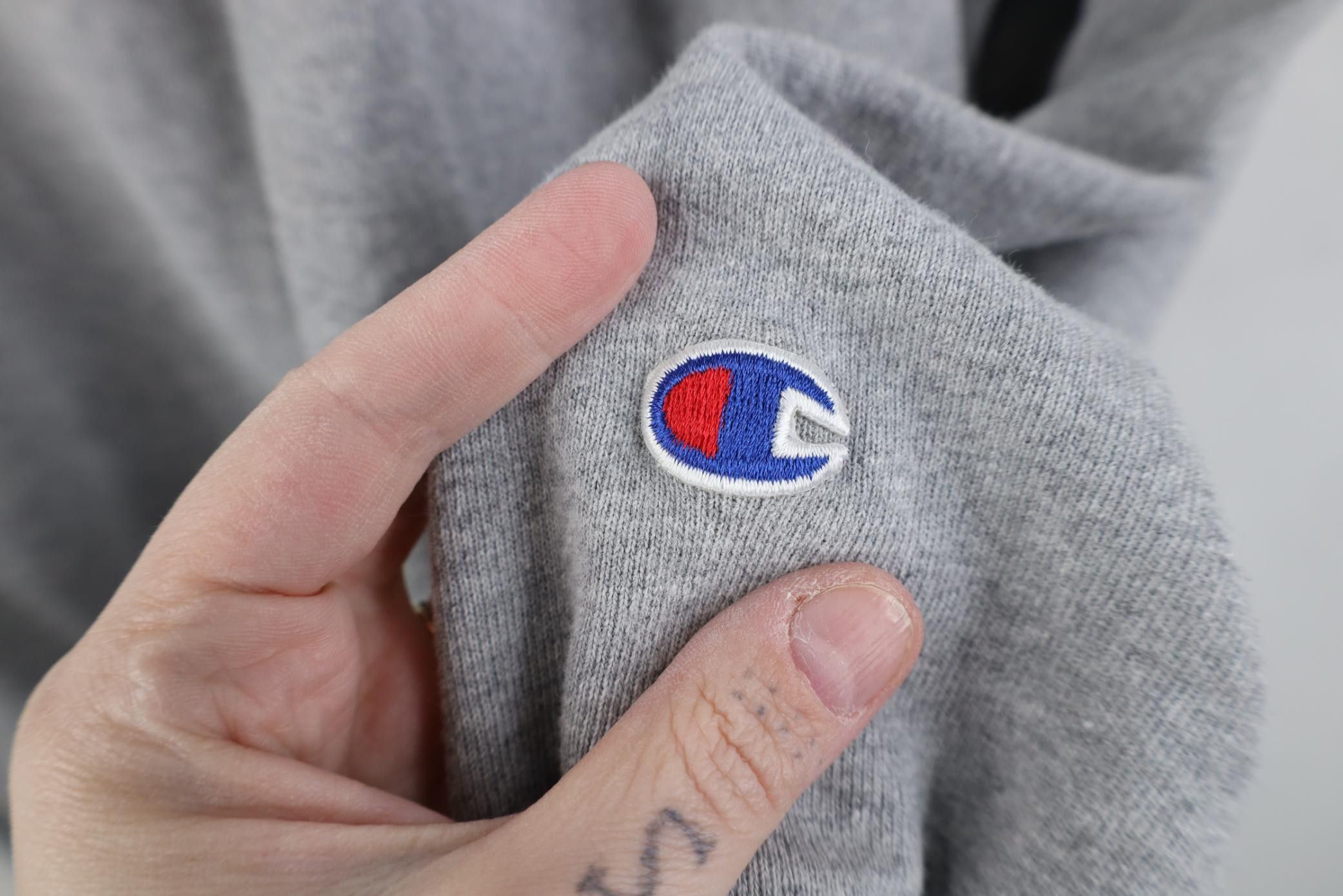 Champion Vintage 90s Y2K Champion Helzburg Diamonds Sweatshirt Size US M / EU 48-50 / 2 - 6 Thumbnail