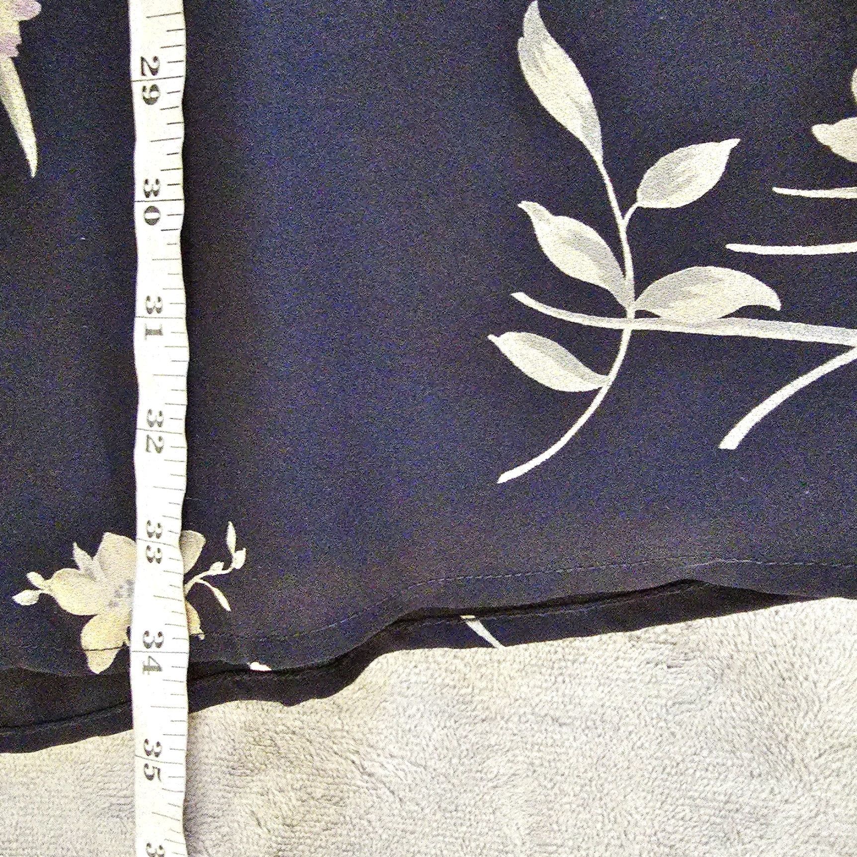 Talbots VINTAGE Talbots Skirt Womens 12 Beige Floral Lined Silk Midi A-Line 100% Silk Womens 12 Beige Floral Classic Career Modest Size 34" / US 12 / IT 48 - 6 Thumbnail